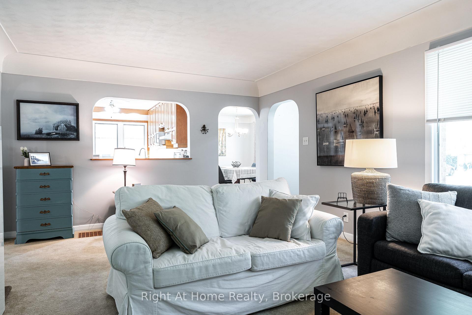 Photo 18 of 202 Easson Street, Stratford — HOMEH