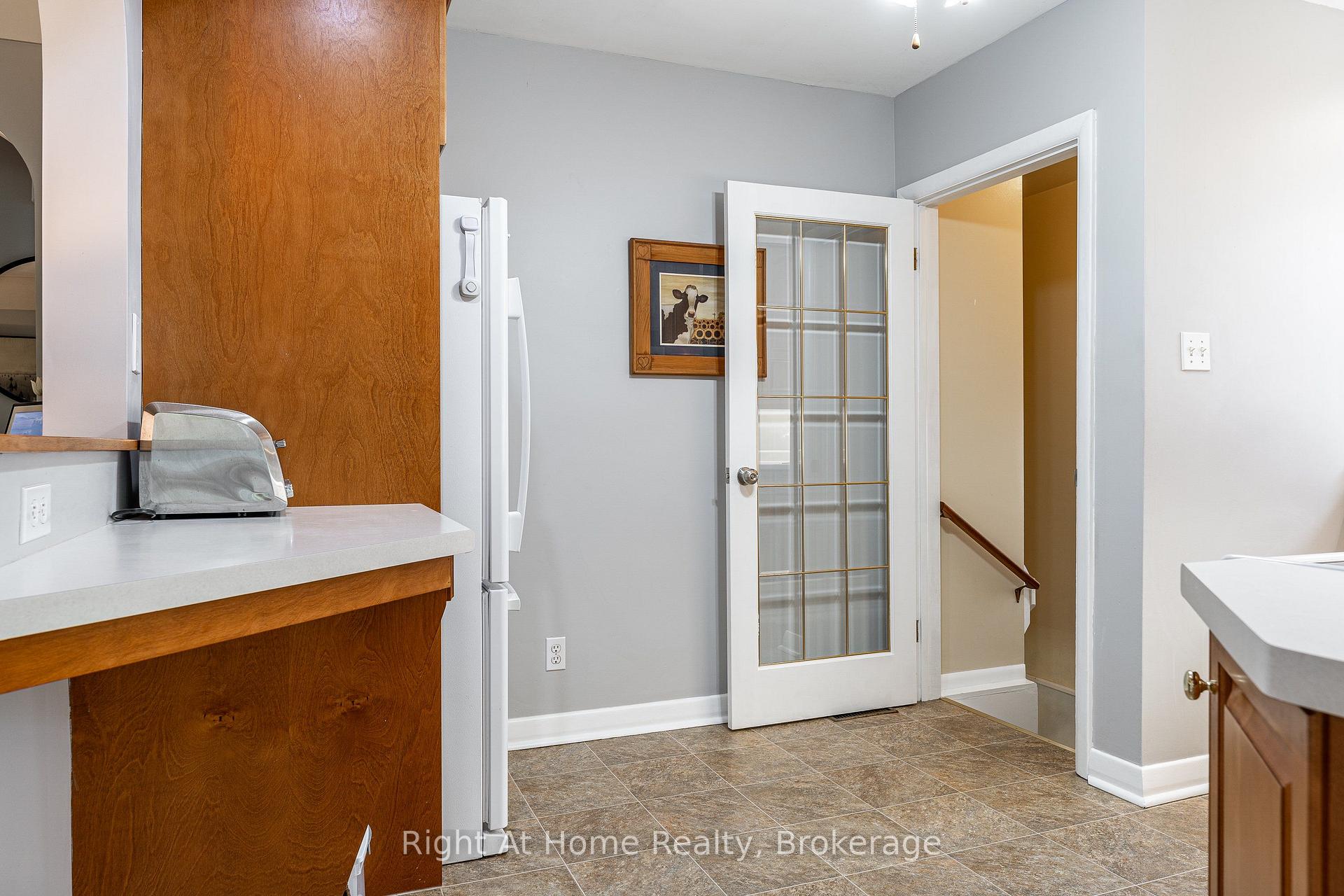 Photo 24 of 202 Easson Street, Stratford — HOMEH