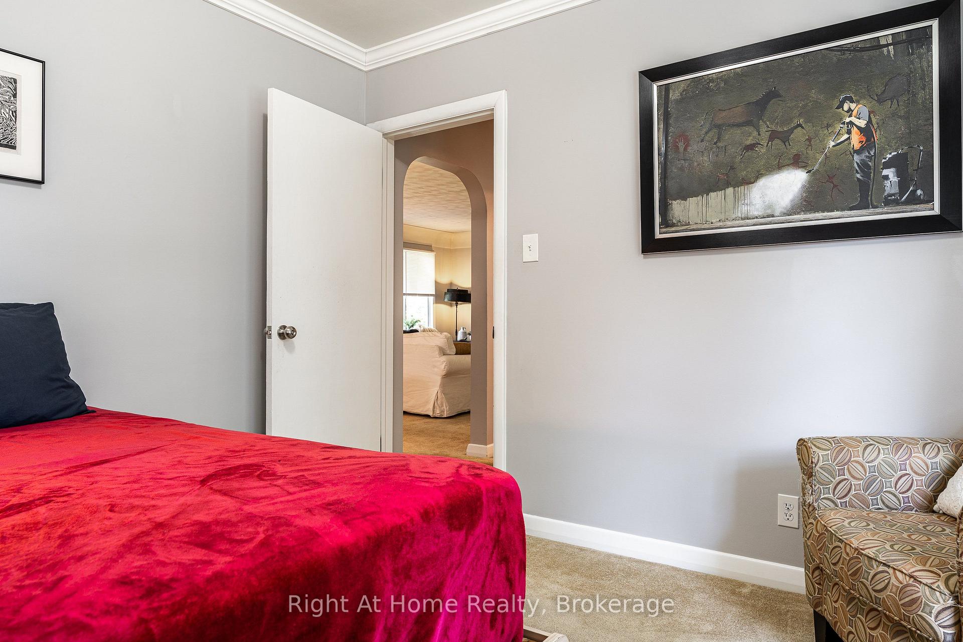 Photo 26 of 202 Easson Street, Stratford — HOMEH