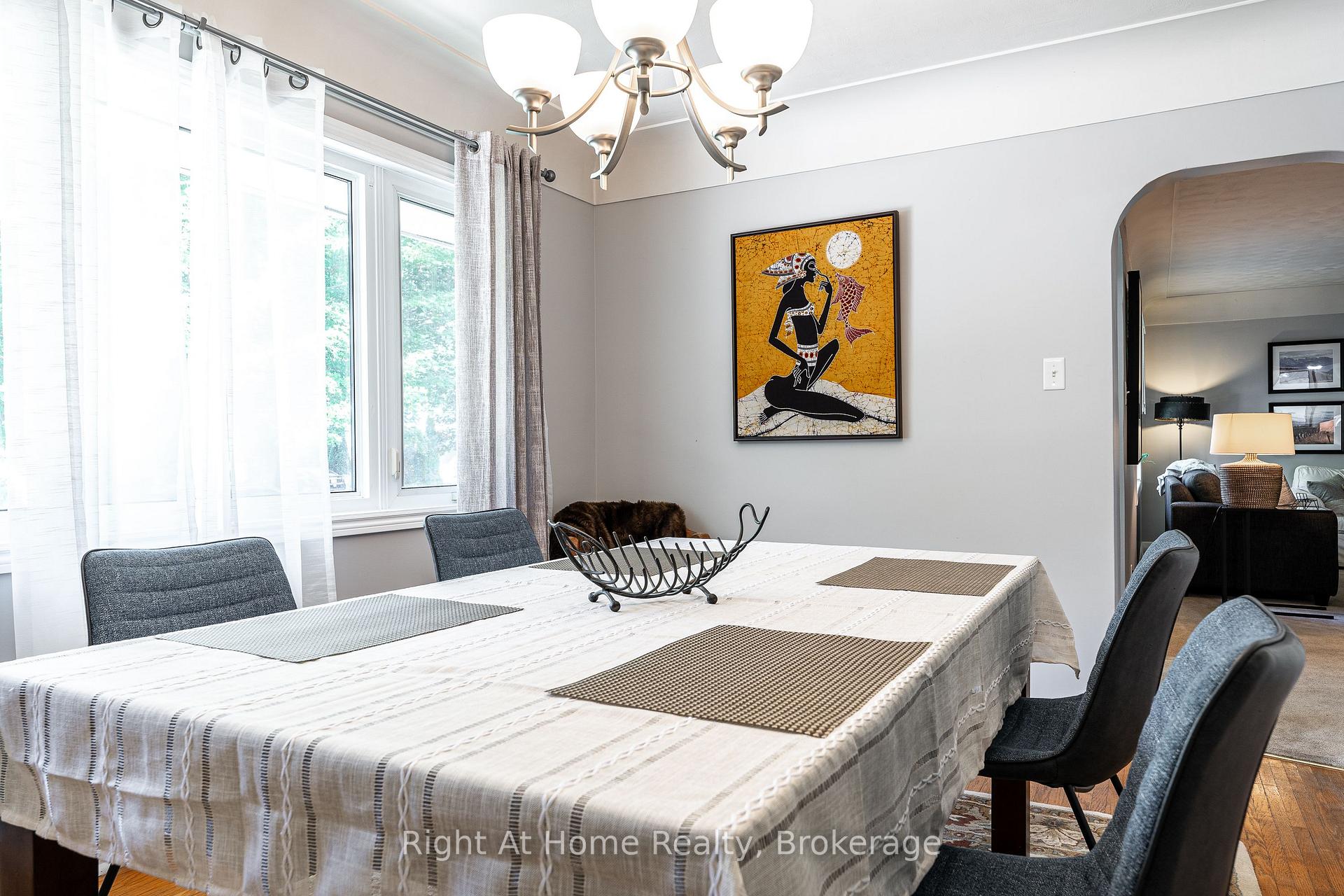 Photo 32 of 202 Easson Street, Stratford — HOMEH