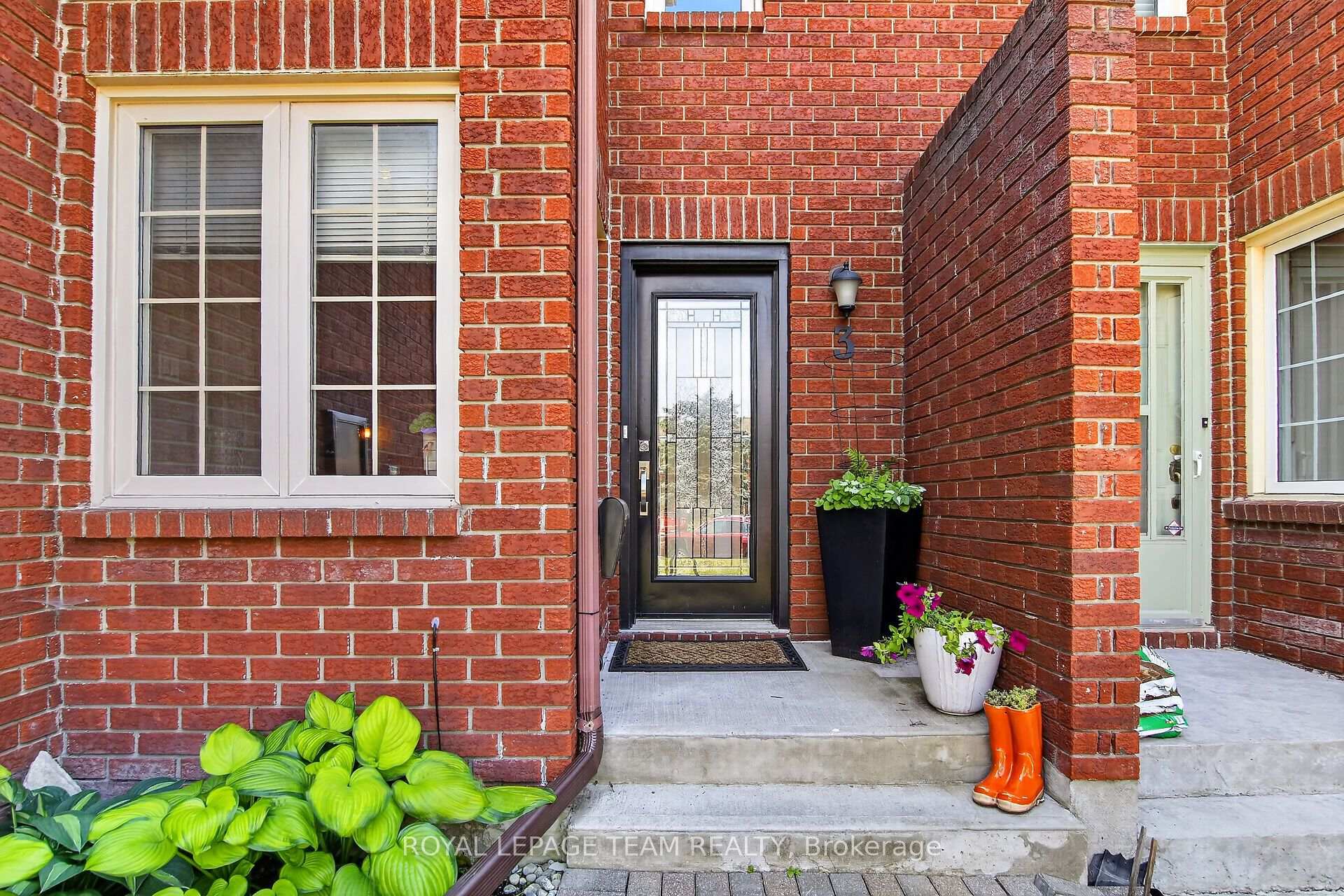 Photo 3 of 3 Hepburn Court, Ottawa, Kanata - Katimavik — HOMEH