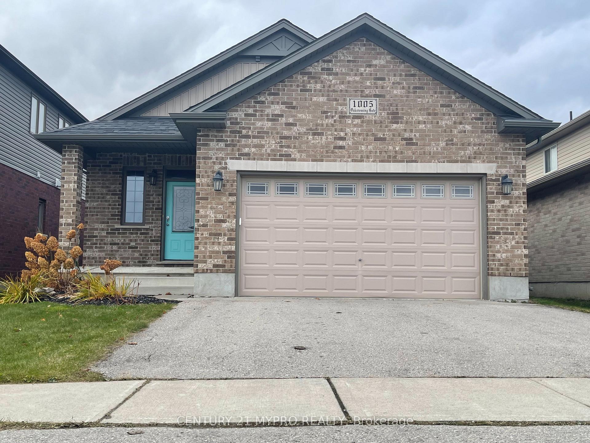 Photo 2 of 1005 Oakcrossing Gate, London, North M — HOMEH