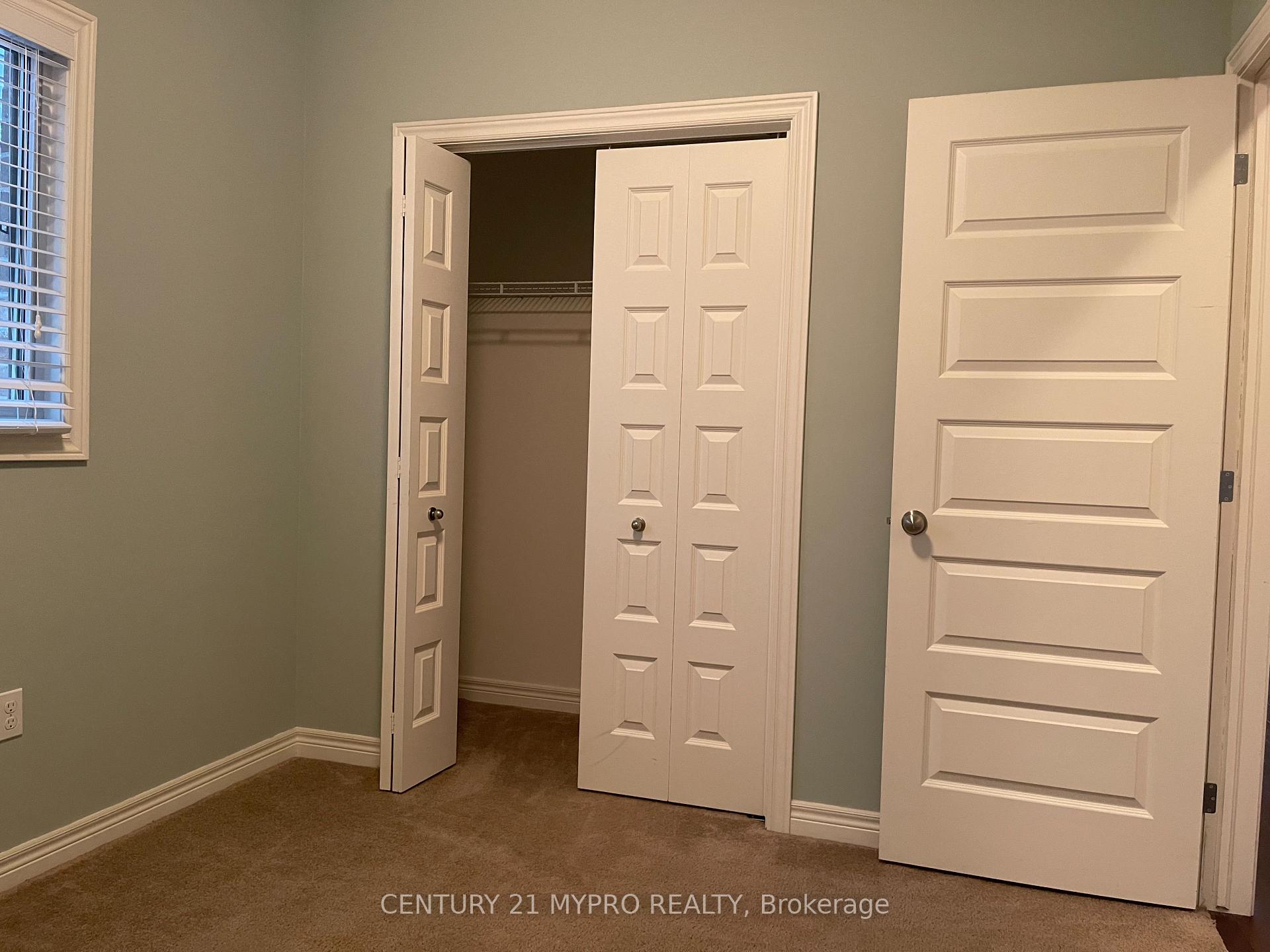 Photo 15 of 1005 Oakcrossing Gate, London, North M — HOMEH