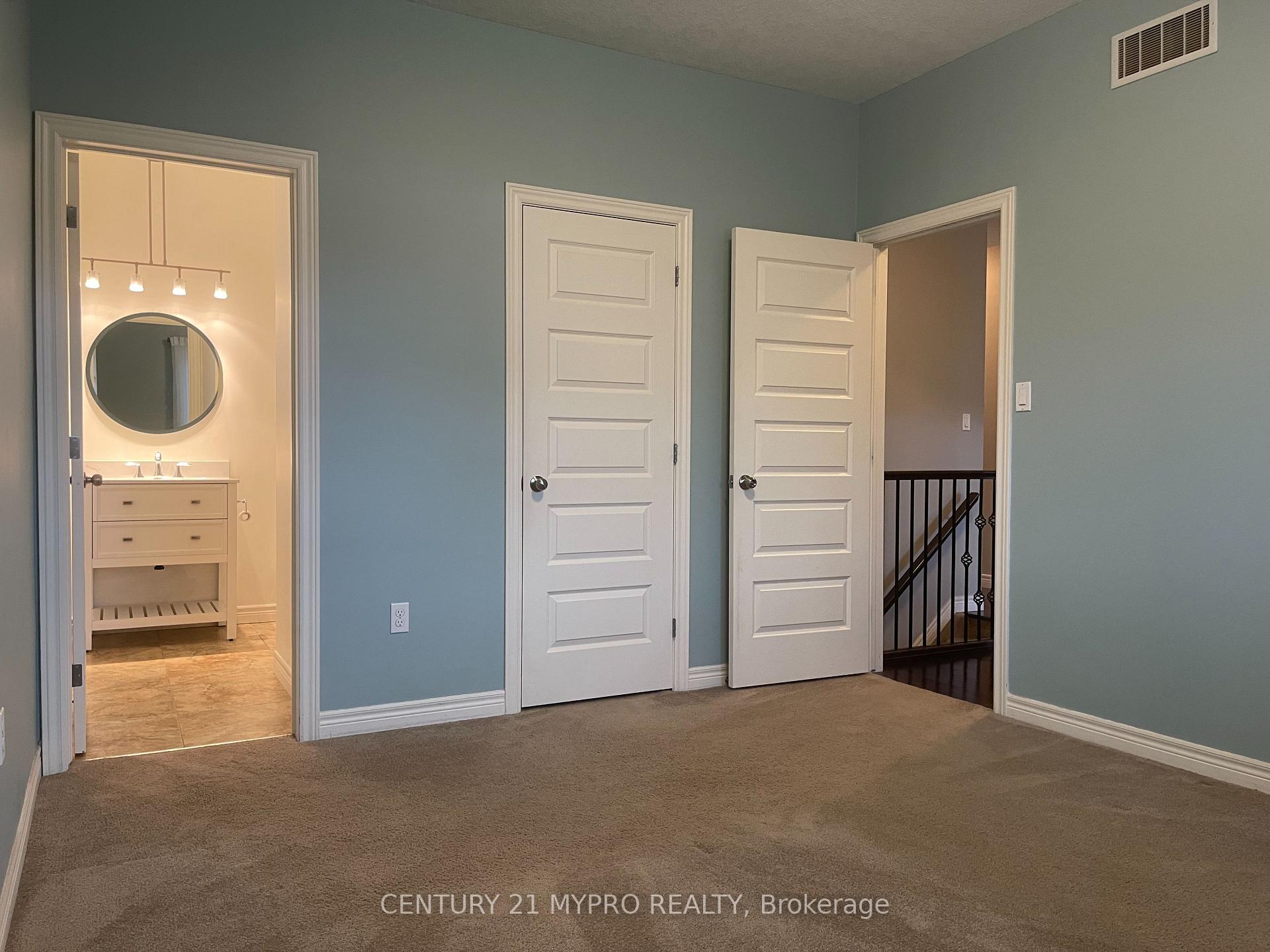 Photo 43 of 1005 Oakcrossing Gate, London, North M — HOMEH