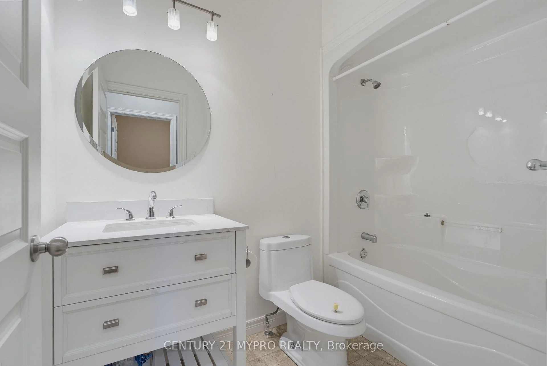 Photo 48 of 1005 Oakcrossing Gate, London, North M — HOMEH