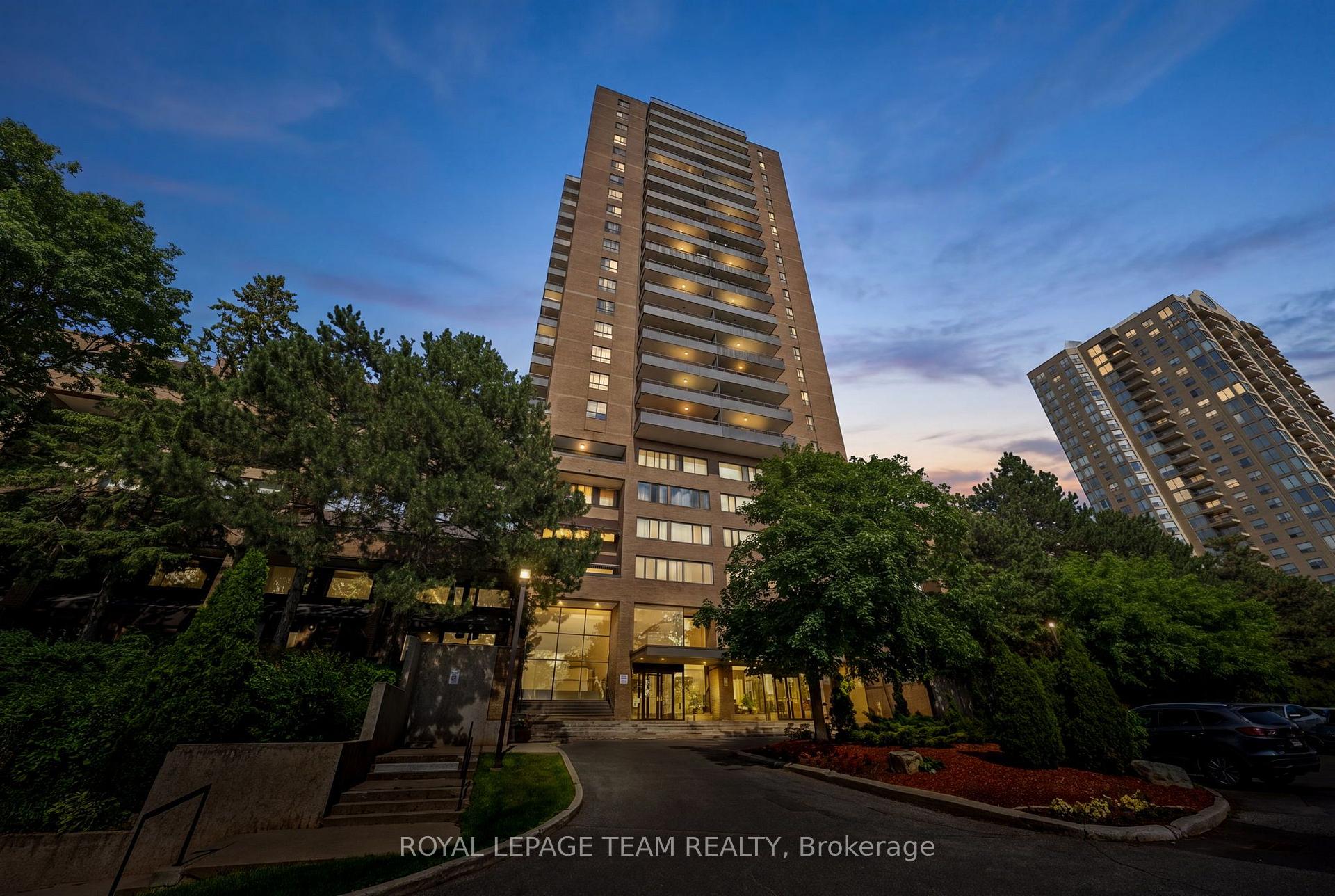 Photo 1 of Unit 912, 515 St Laurent Boulevard, Ottawa, Viscount Alexander Park — HOMEH