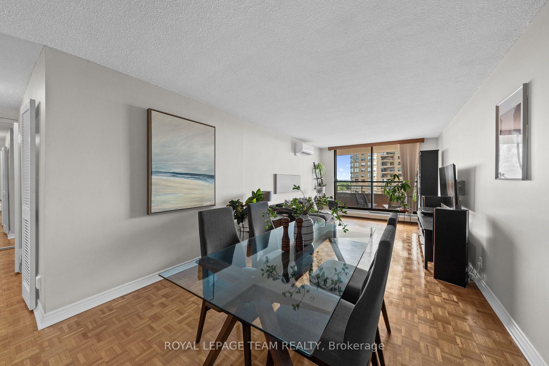 Photo 17 of Unit 912, 515 St Laurent Boulevard, Ottawa, Viscount Alexander Park — HOMEH