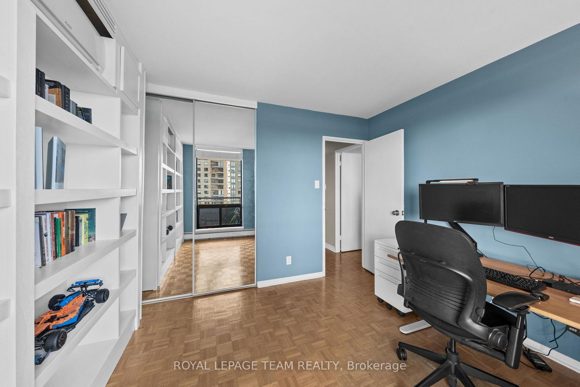 Photo 29 of Unit 912, 515 St Laurent Boulevard, Ottawa, Viscount Alexander Park — HOMEH
