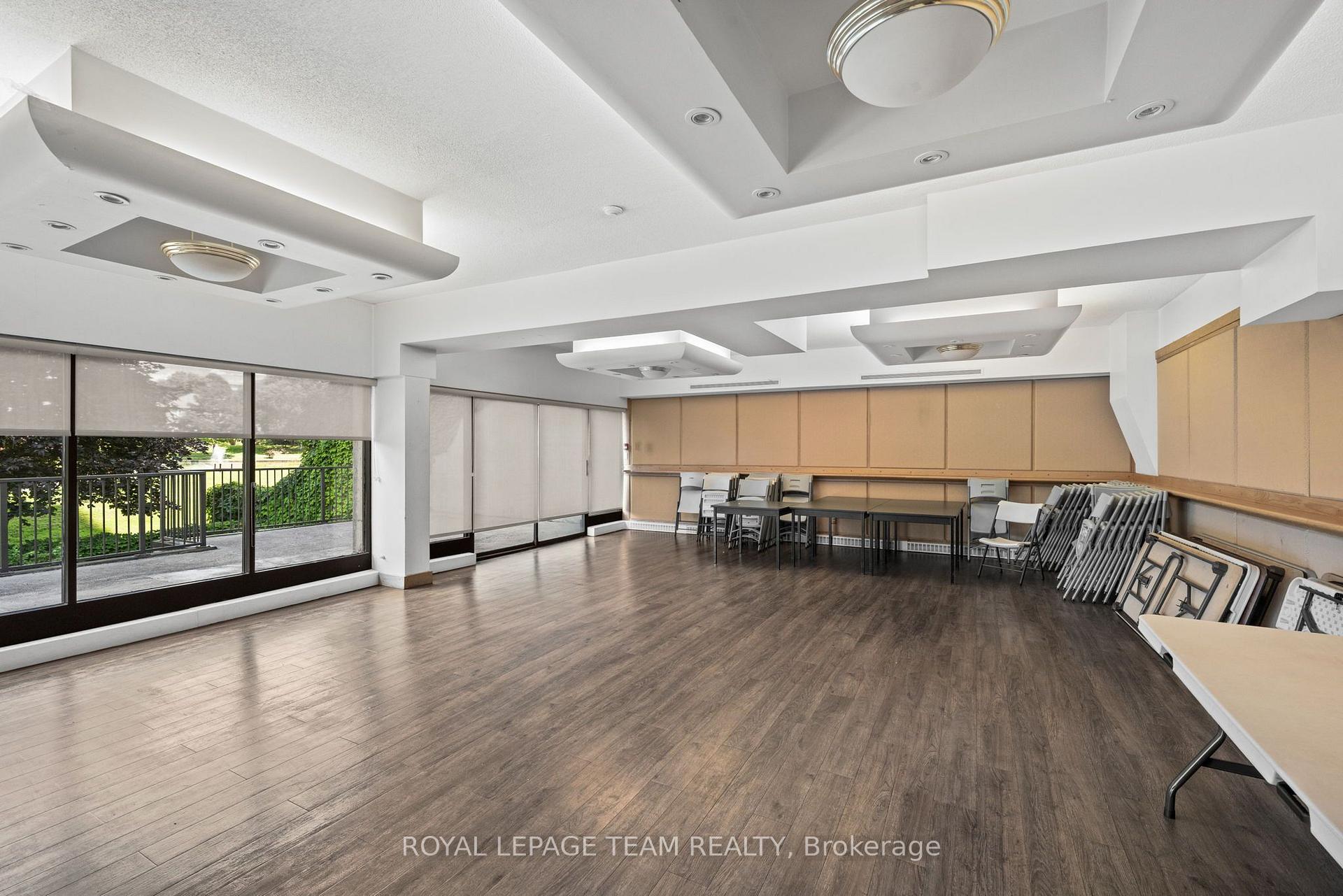 Photo 38 of Unit 912, 515 St Laurent Boulevard, Ottawa, Viscount Alexander Park — HOMEH