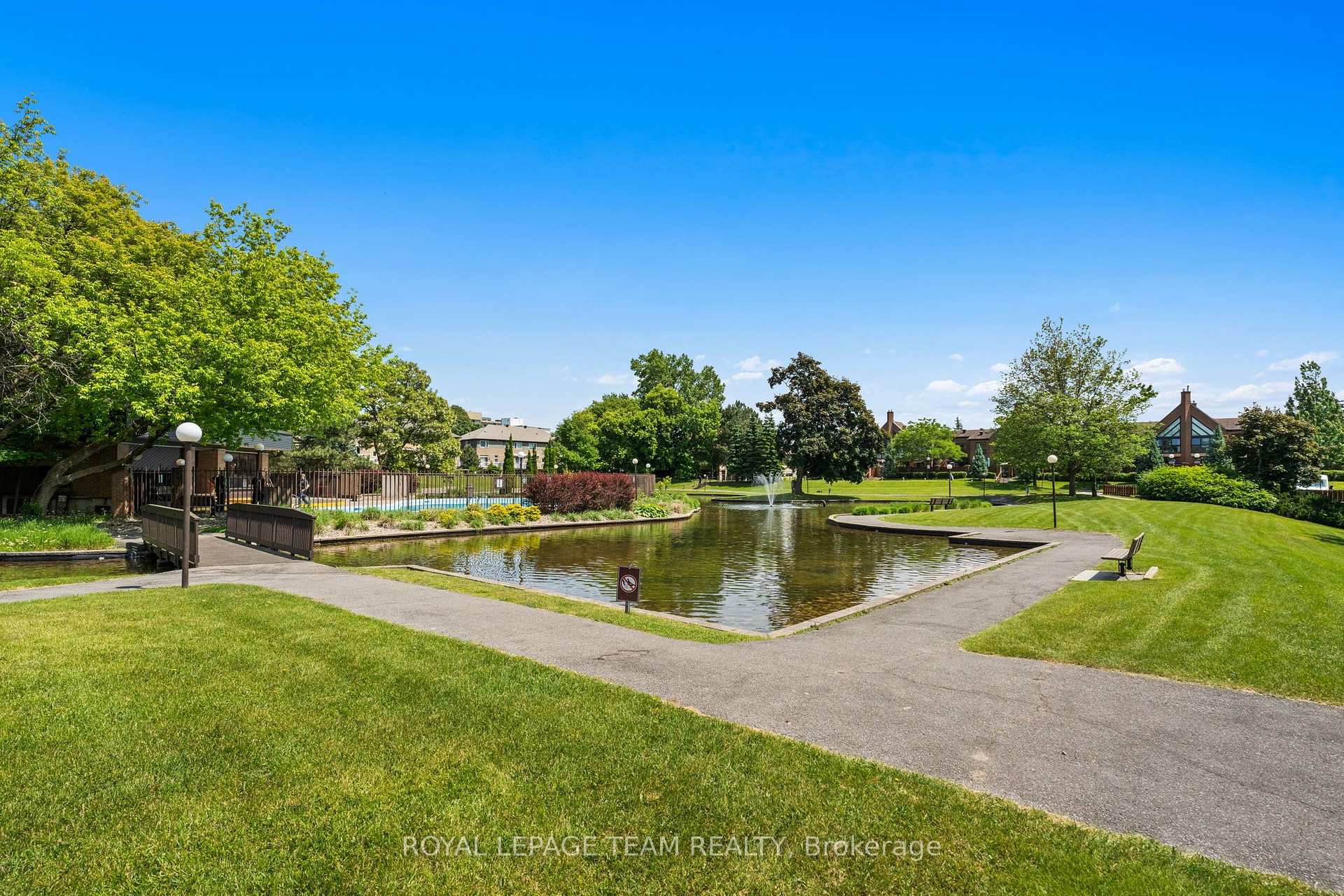 Photo 49 of Unit 912, 515 St Laurent Boulevard, Ottawa, Viscount Alexander Park — HOMEH