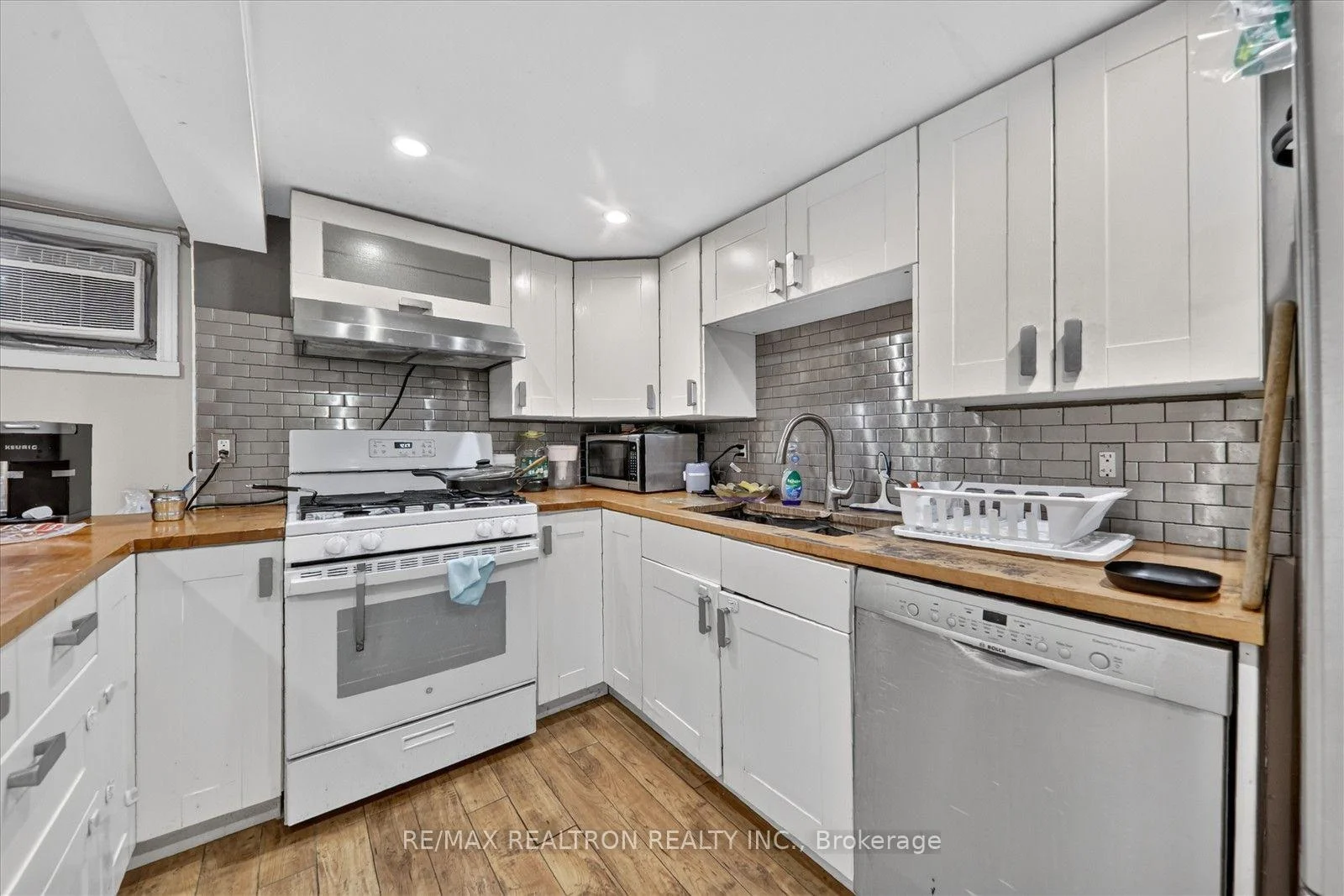 Photo 25 of 618 Upper Ottawa Street, Hamilton, Sherwood — HOMEH