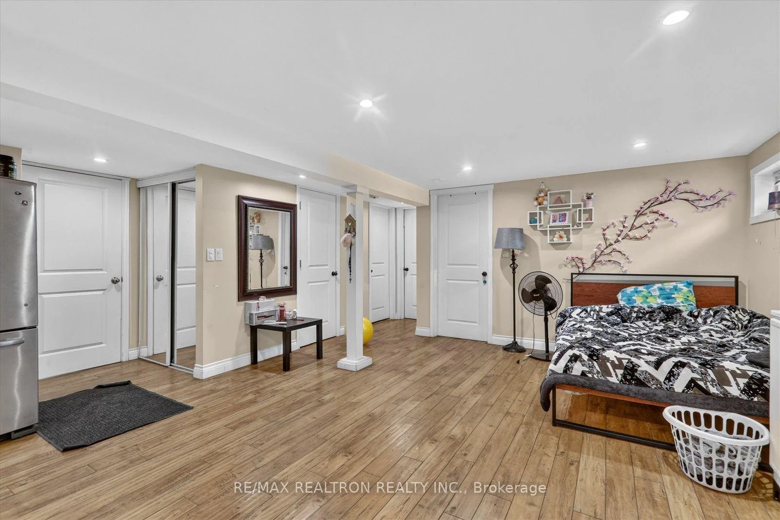 Photo 27 of 618 Upper Ottawa Street, Hamilton, Sherwood — HOMEH