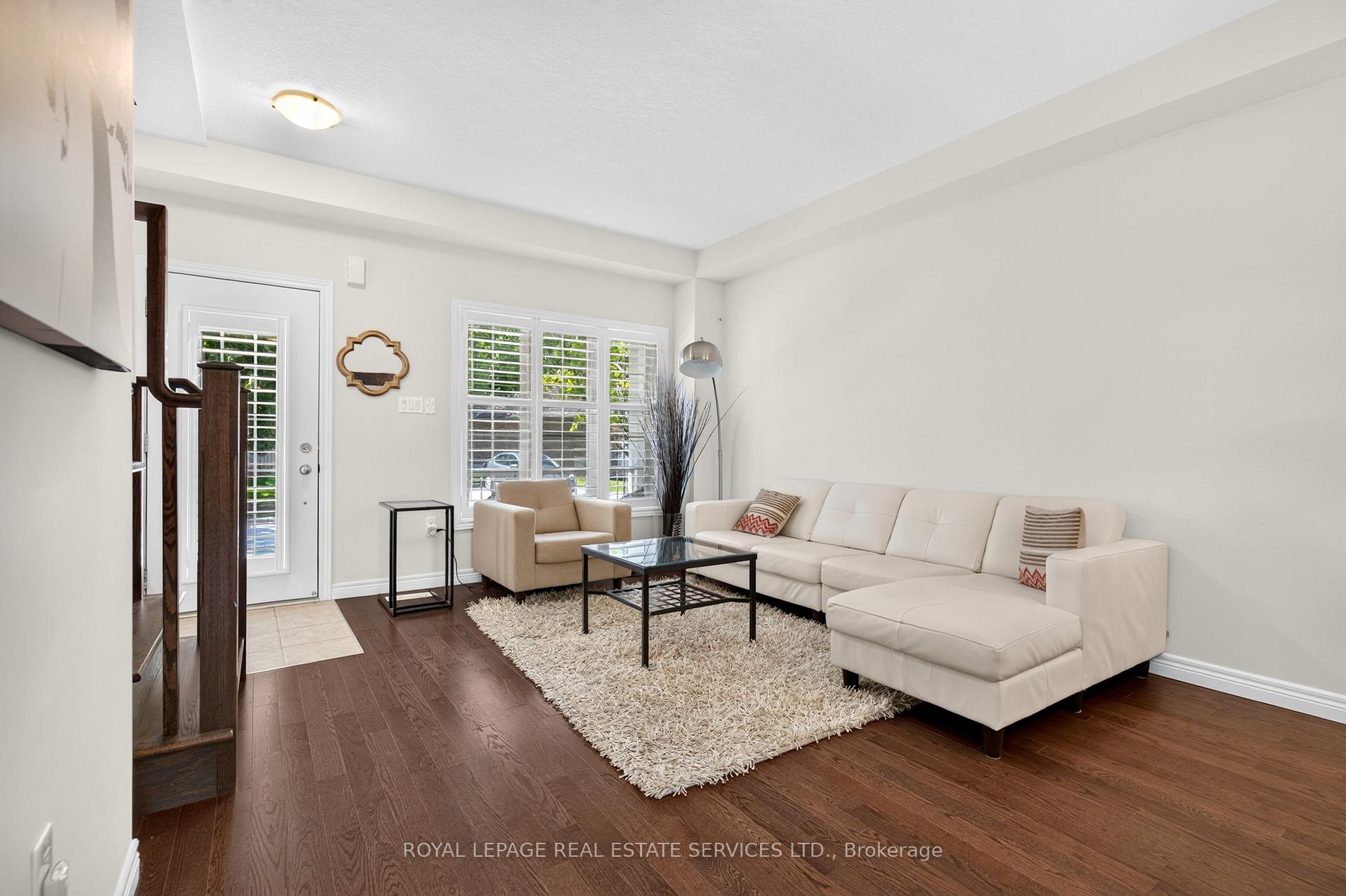 Photo 6 of 113 Liddycoat Lane, Hamilton, Ancaster — HOMEH