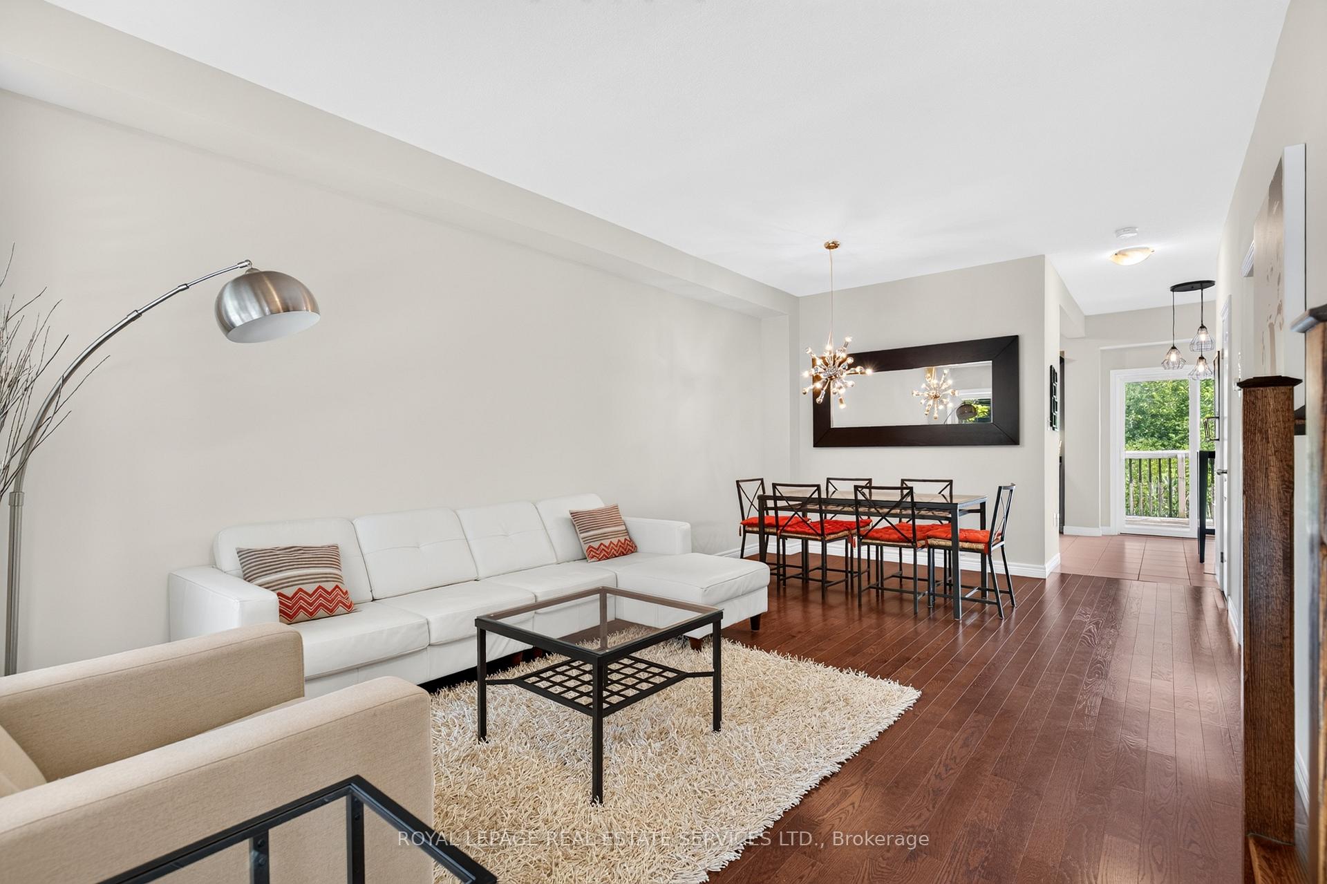 Photo 9 of 113 Liddycoat Lane, Hamilton, Ancaster — HOMEH