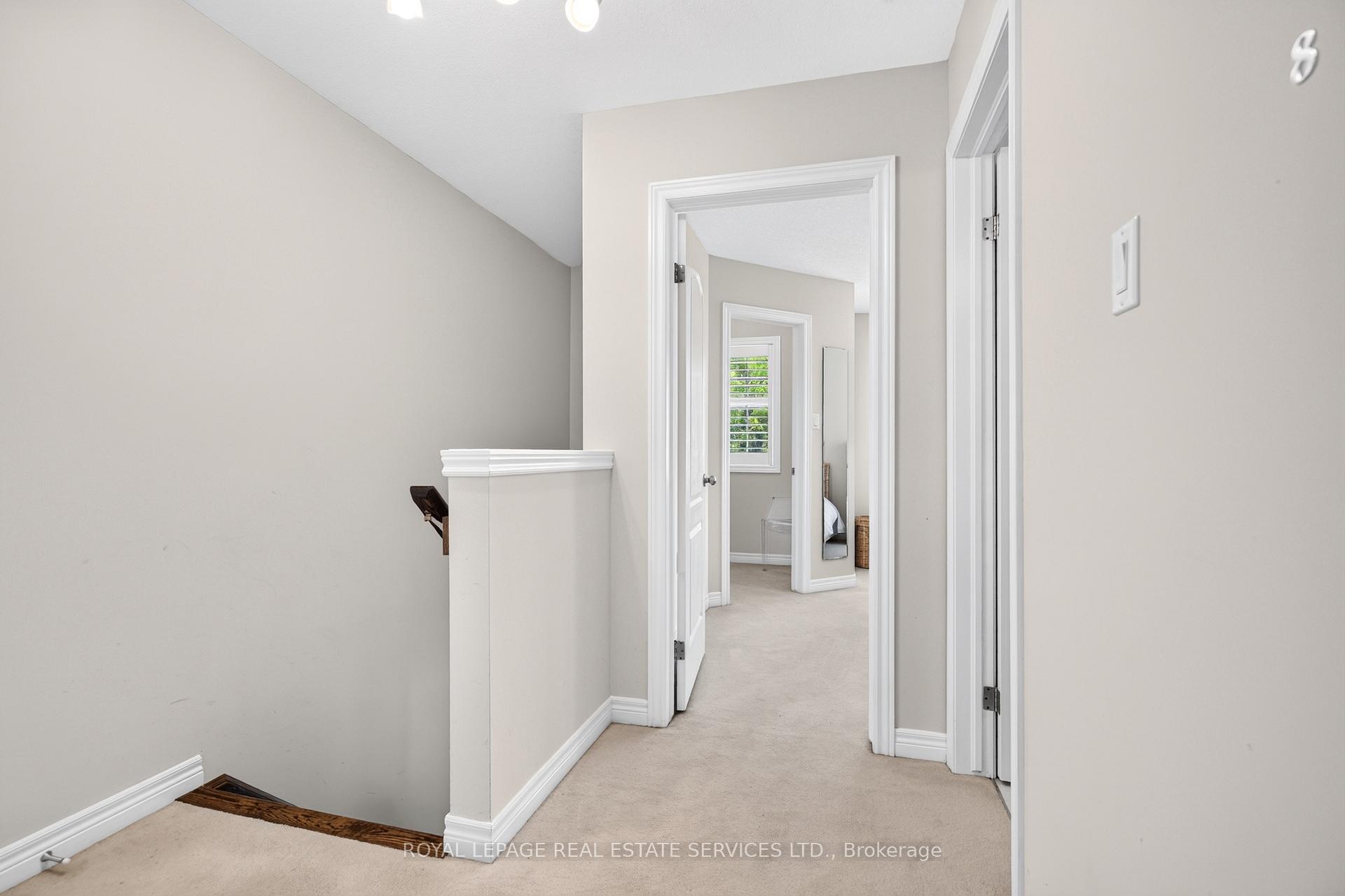 Photo 16 of 113 Liddycoat Lane, Hamilton, Ancaster — HOMEH