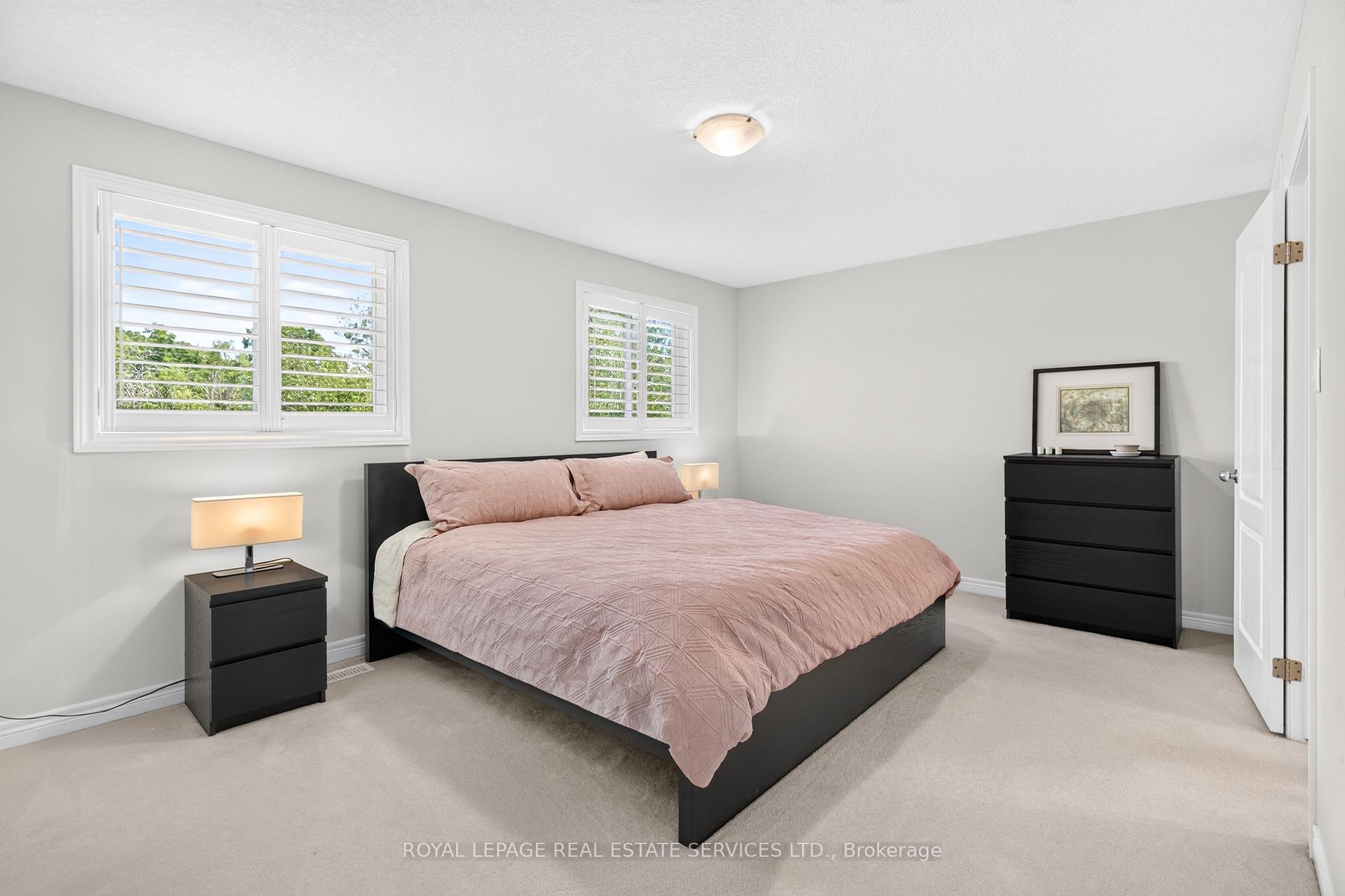 Photo 19 of 113 Liddycoat Lane, Hamilton, Ancaster — HOMEH