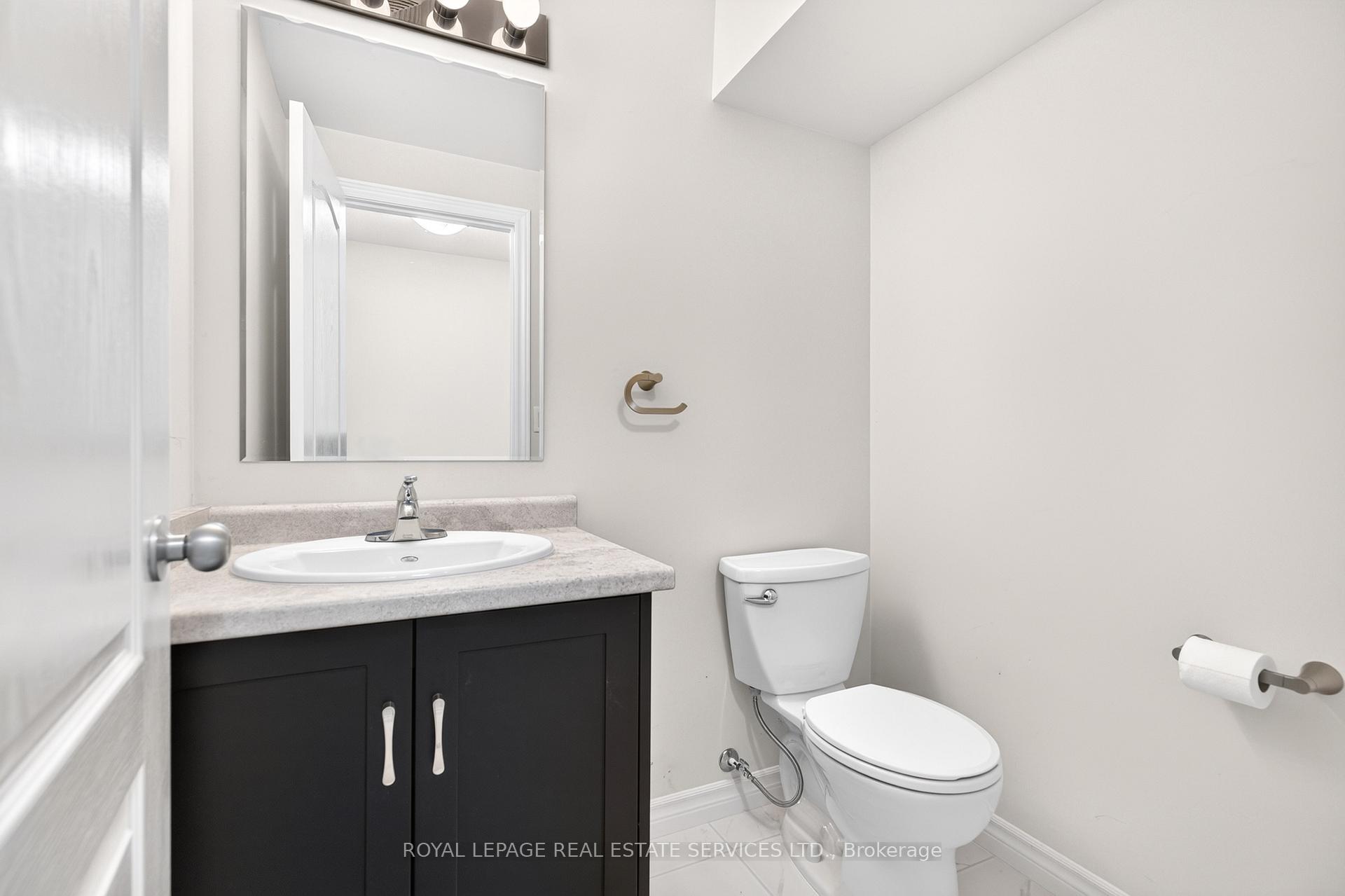 Photo 24 of 113 Liddycoat Lane, Hamilton, Ancaster — HOMEH
