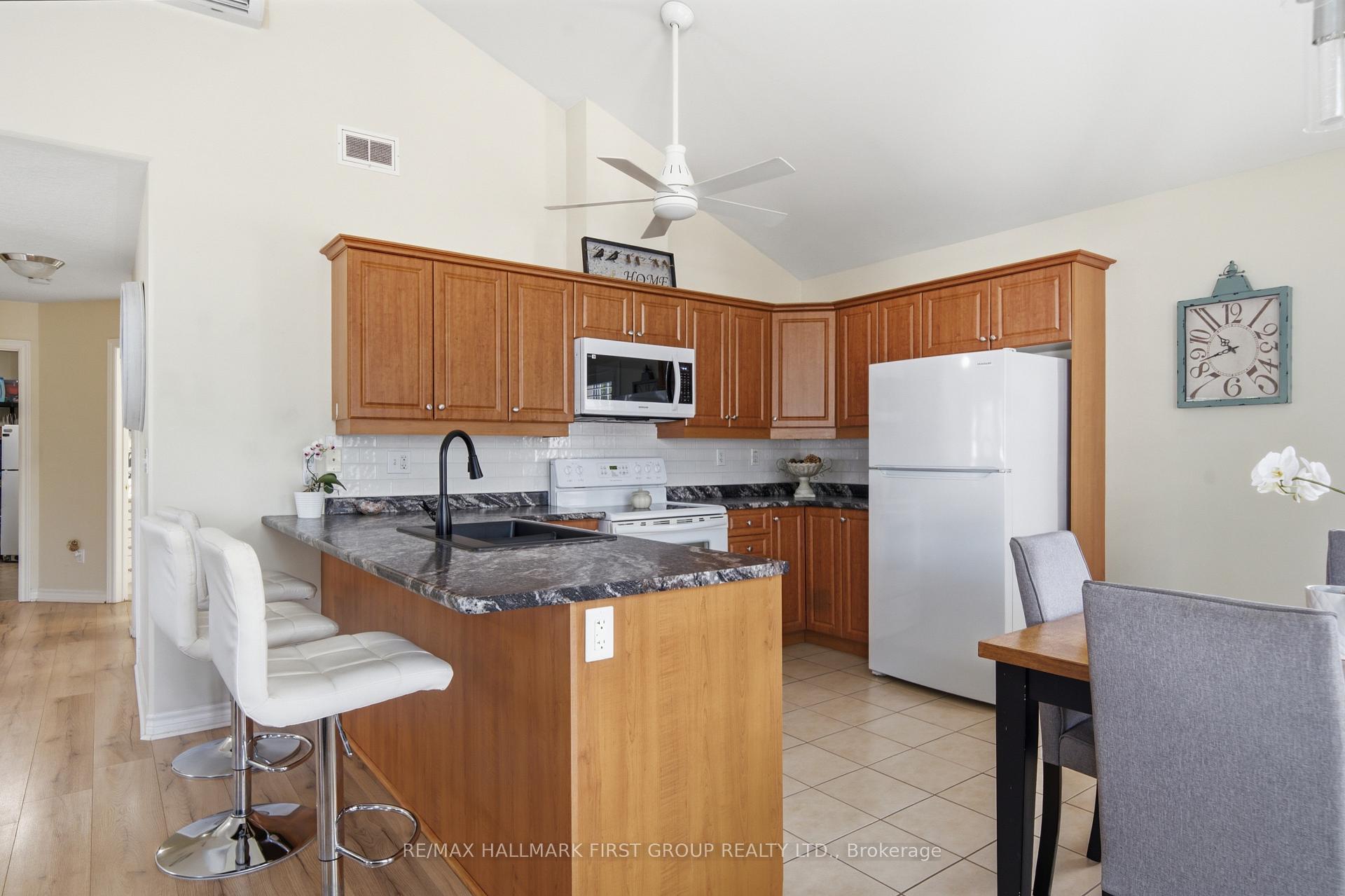 Photo 14 of Unit 404, 325 Densmore Road, Cobourg — HOMEH