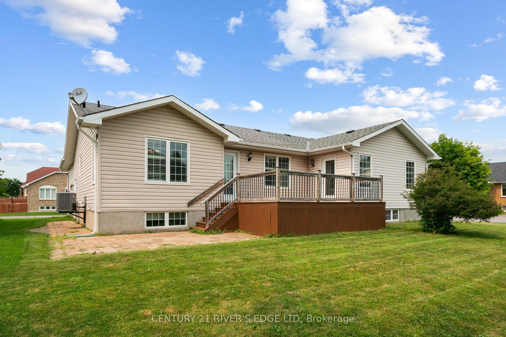 Photo 34 of 113 Blake's Crescent, South Dundas, Morrisburg — HOMEH