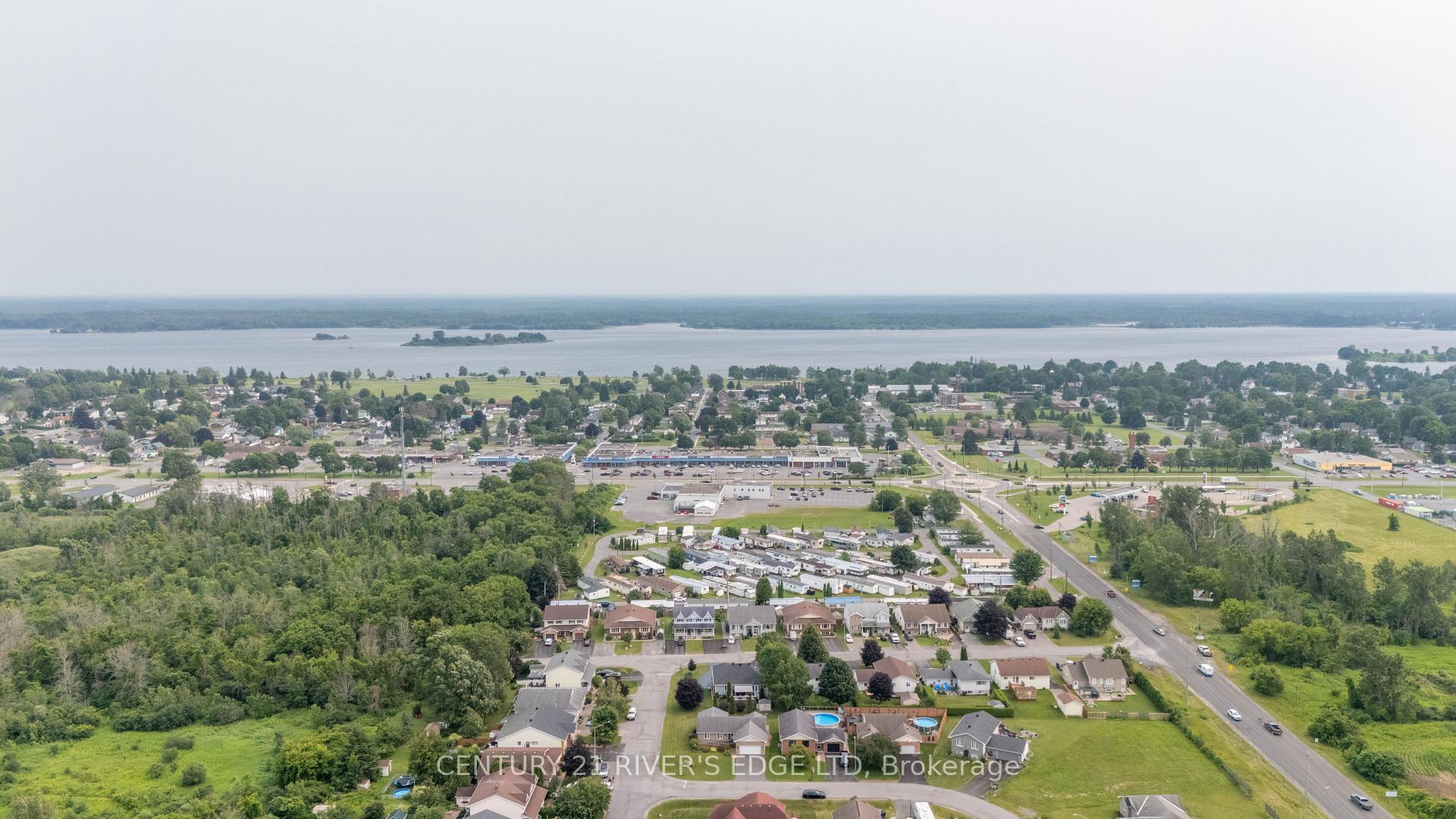 Photo 39 of 113 Blake's Crescent, South Dundas, Morrisburg — HOMEH