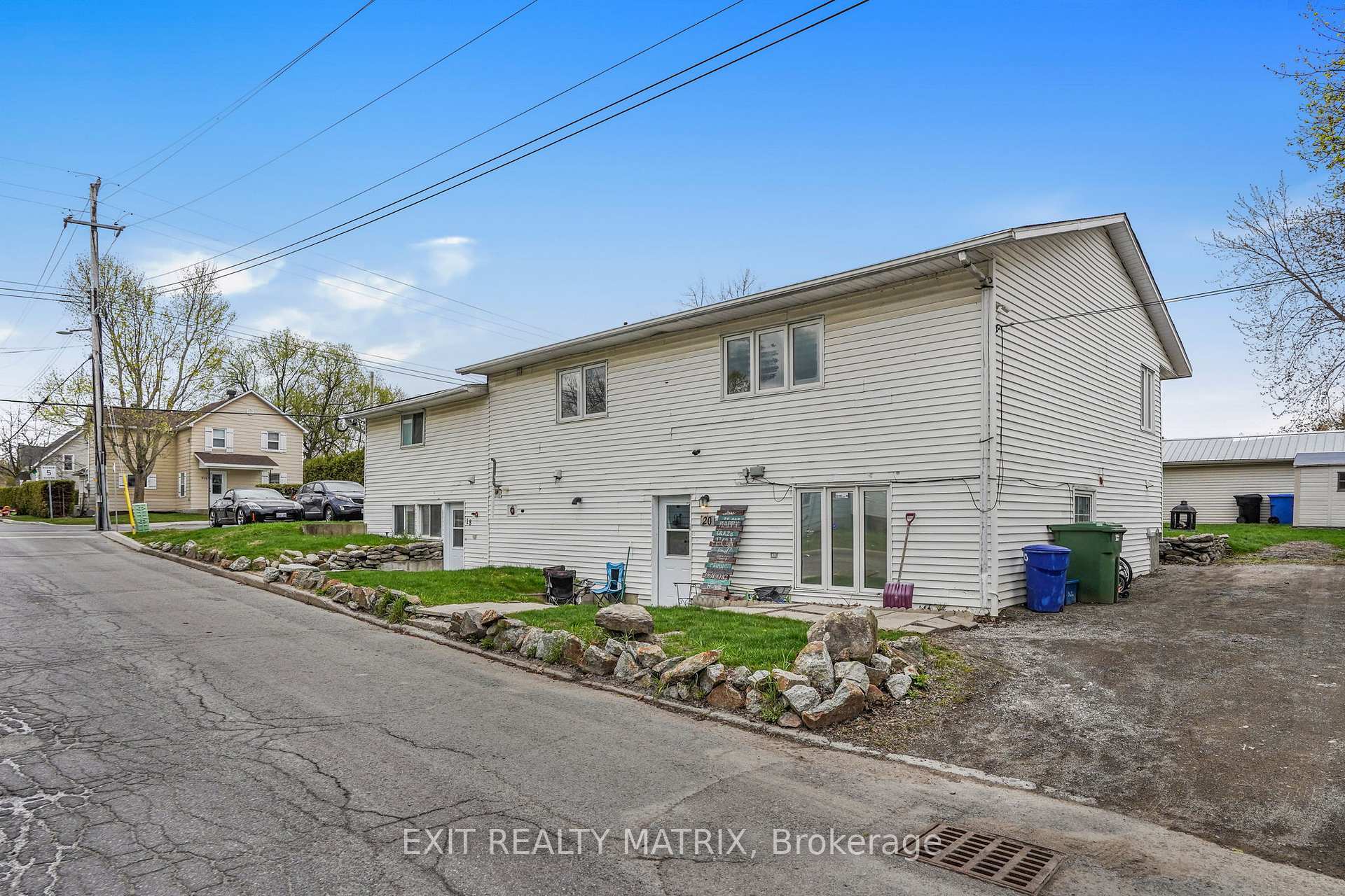 Photo 3 of 916 King St Street, Champlain, L'Orignal — HOMEH