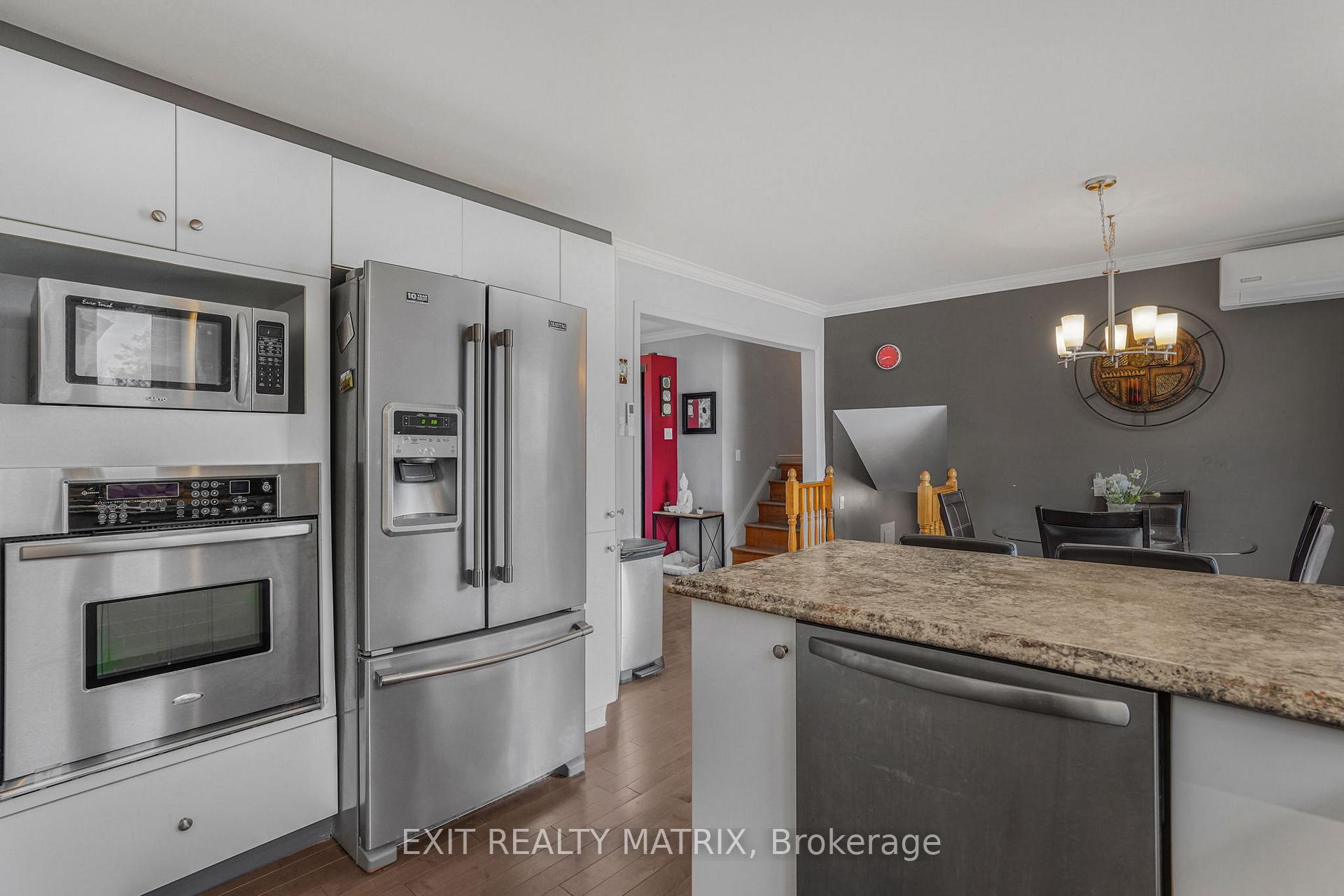 Photo 10 of 916 King St Street, Champlain, L'Orignal — HOMEH