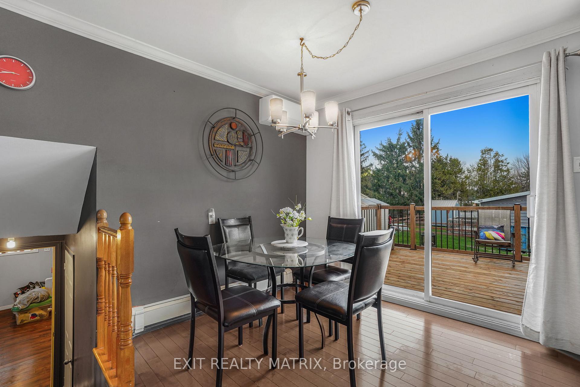 Photo 11 of 916 King St Street, Champlain, L'Orignal — HOMEH