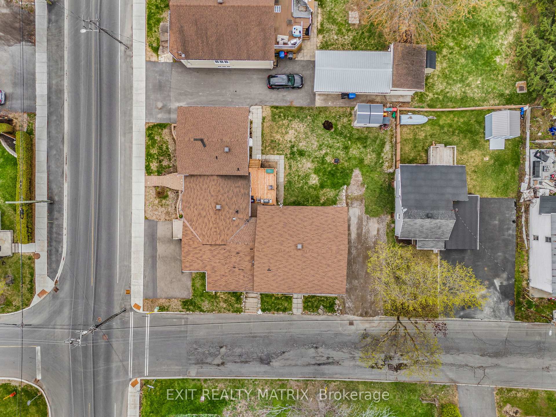 Photo 37 of 916 King St Street, Champlain, L'Orignal — HOMEH