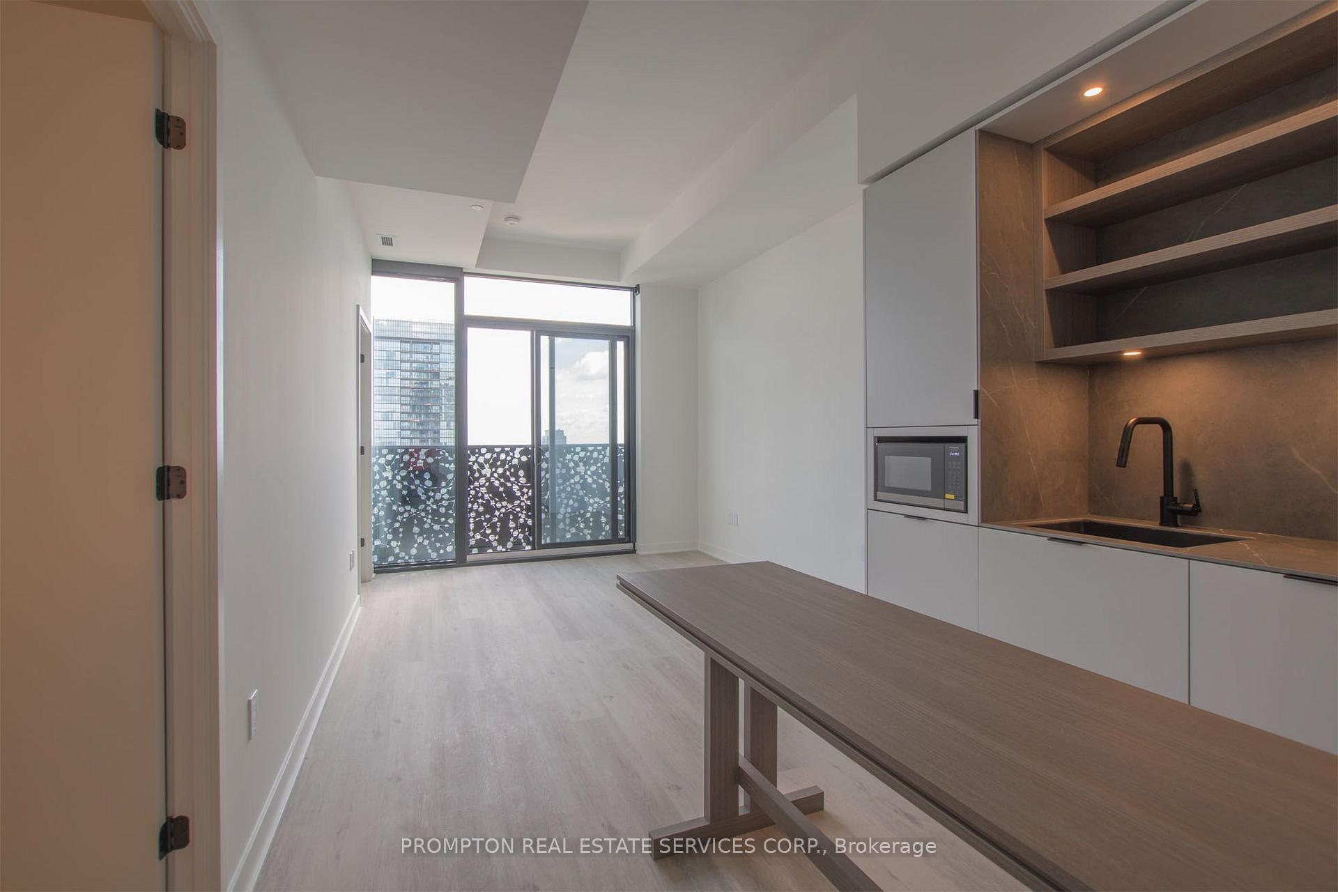 Photo 5 of Unit 3913, 55 Chales Street E, Toronto, Church-Yonge Corridor — HOMEH