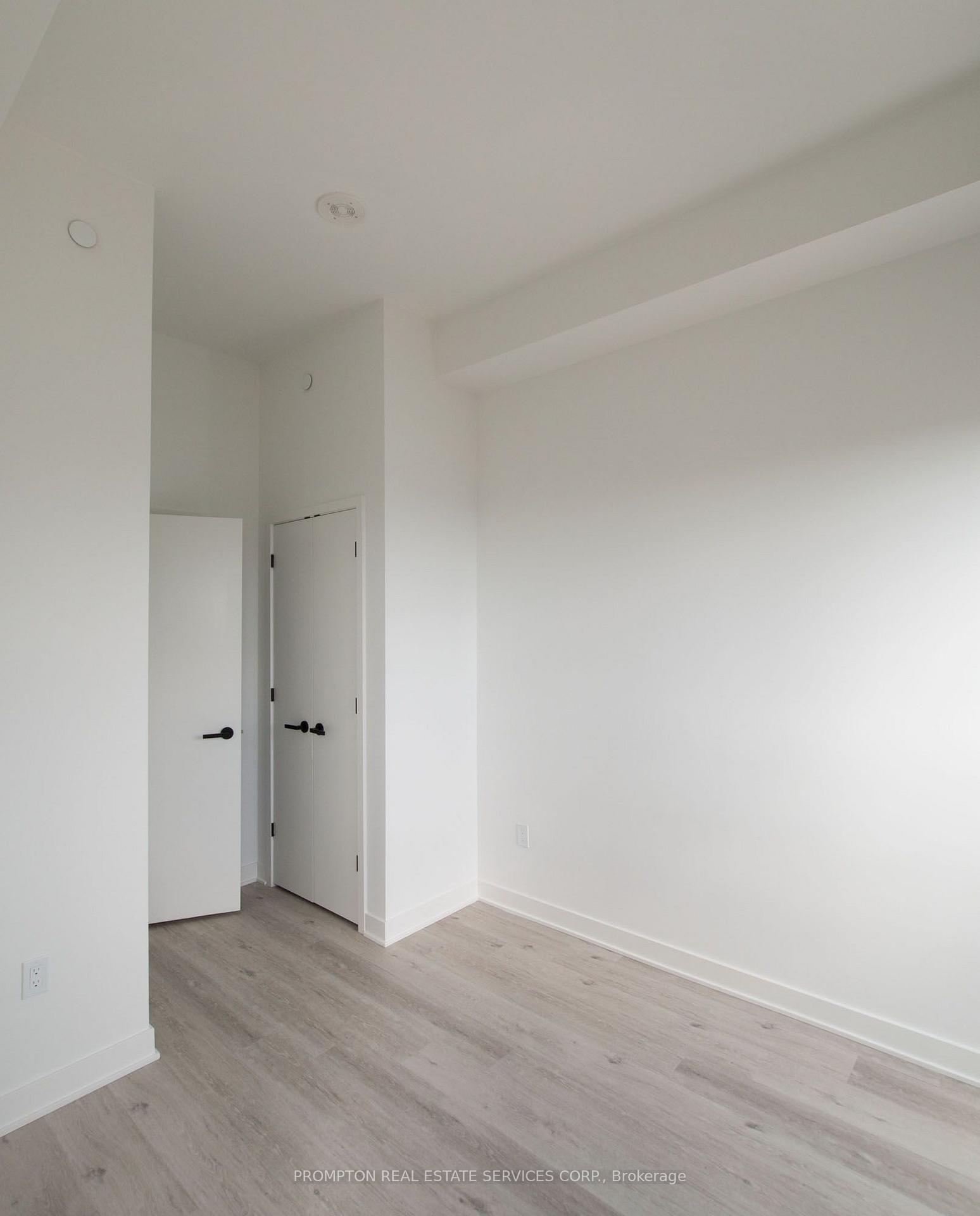 Photo 8 of Unit 3913, 55 Chales Street E, Toronto, Church-Yonge Corridor — HOMEH