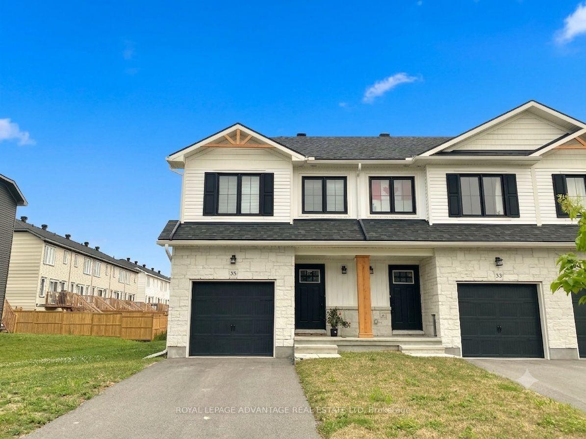 Photo 1 of 35 Whitcomb Crescent, Smiths Falls, Smiths Falls — HOMEH