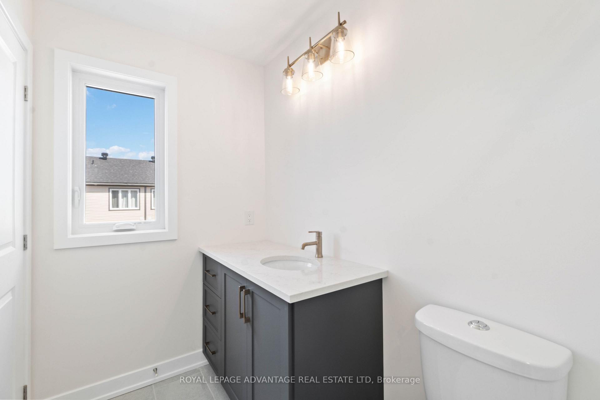 Photo 20 of 35 Whitcomb Crescent, Smiths Falls, Smiths Falls — HOMEH