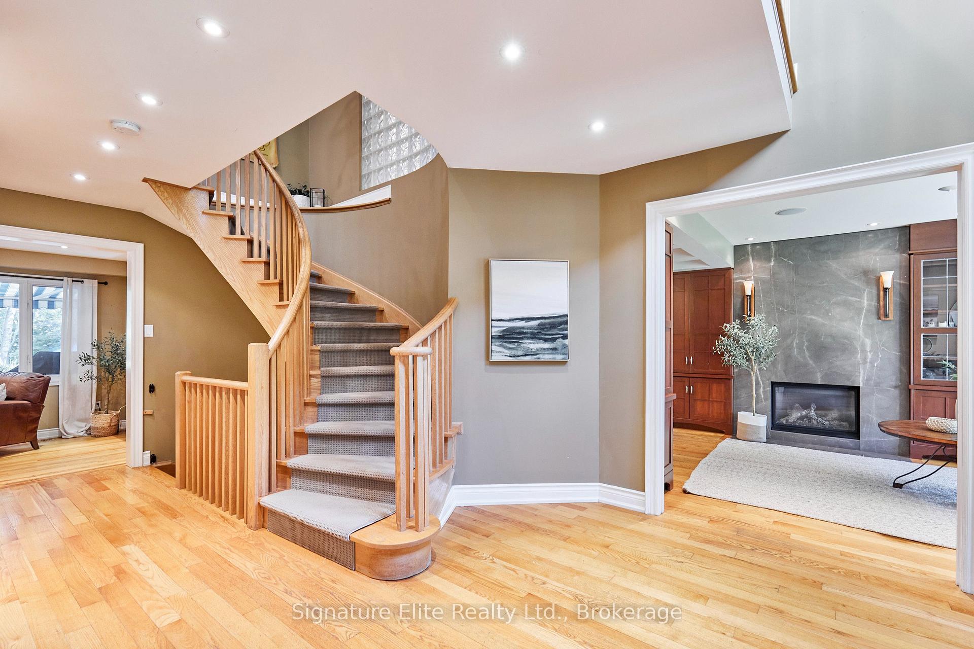 Photo 7 of 1 Pine Ridge Drive, Scarborough, Cliffcrest — HOMEH
