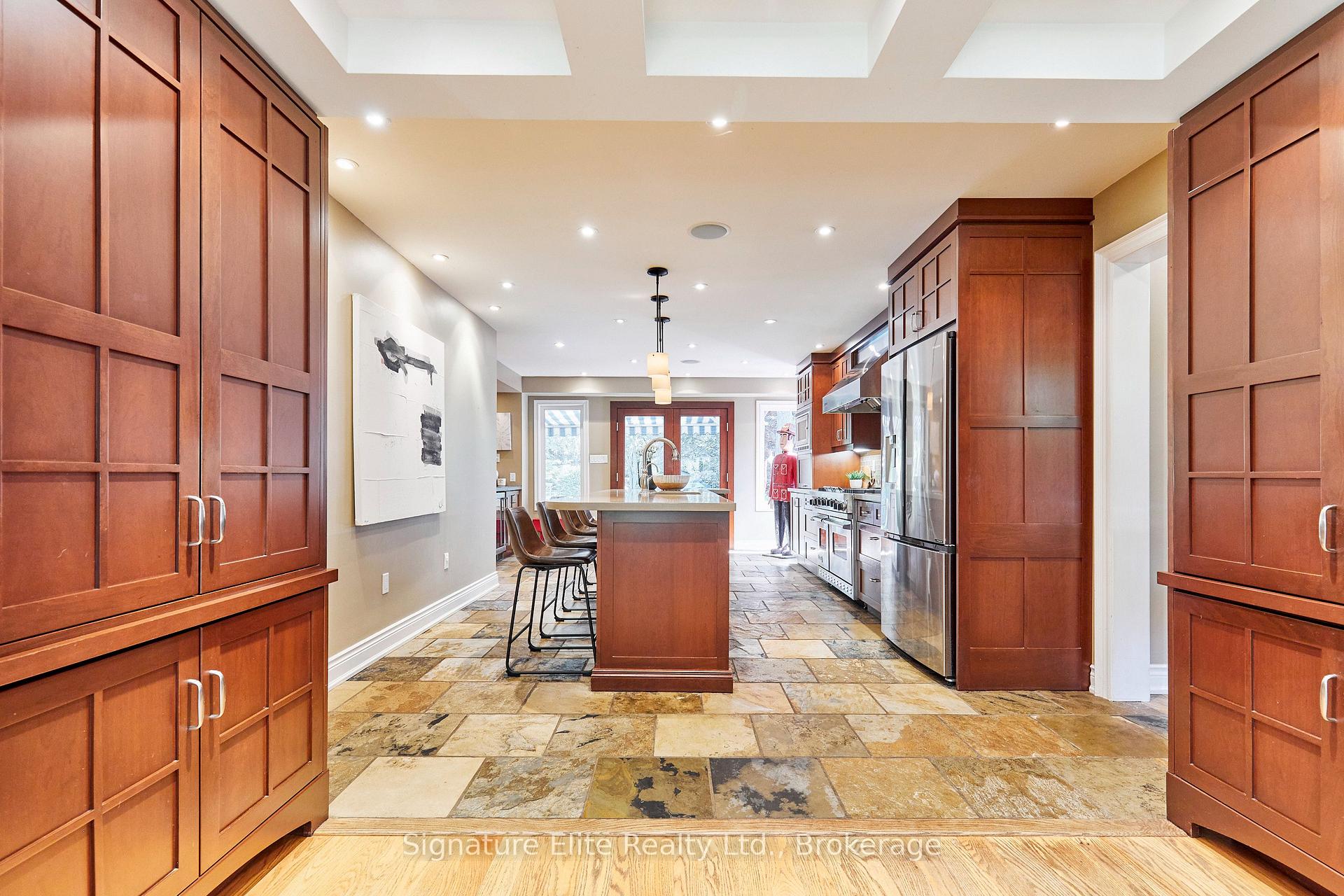Photo 11 of 1 Pine Ridge Drive, Scarborough, Cliffcrest — HOMEH