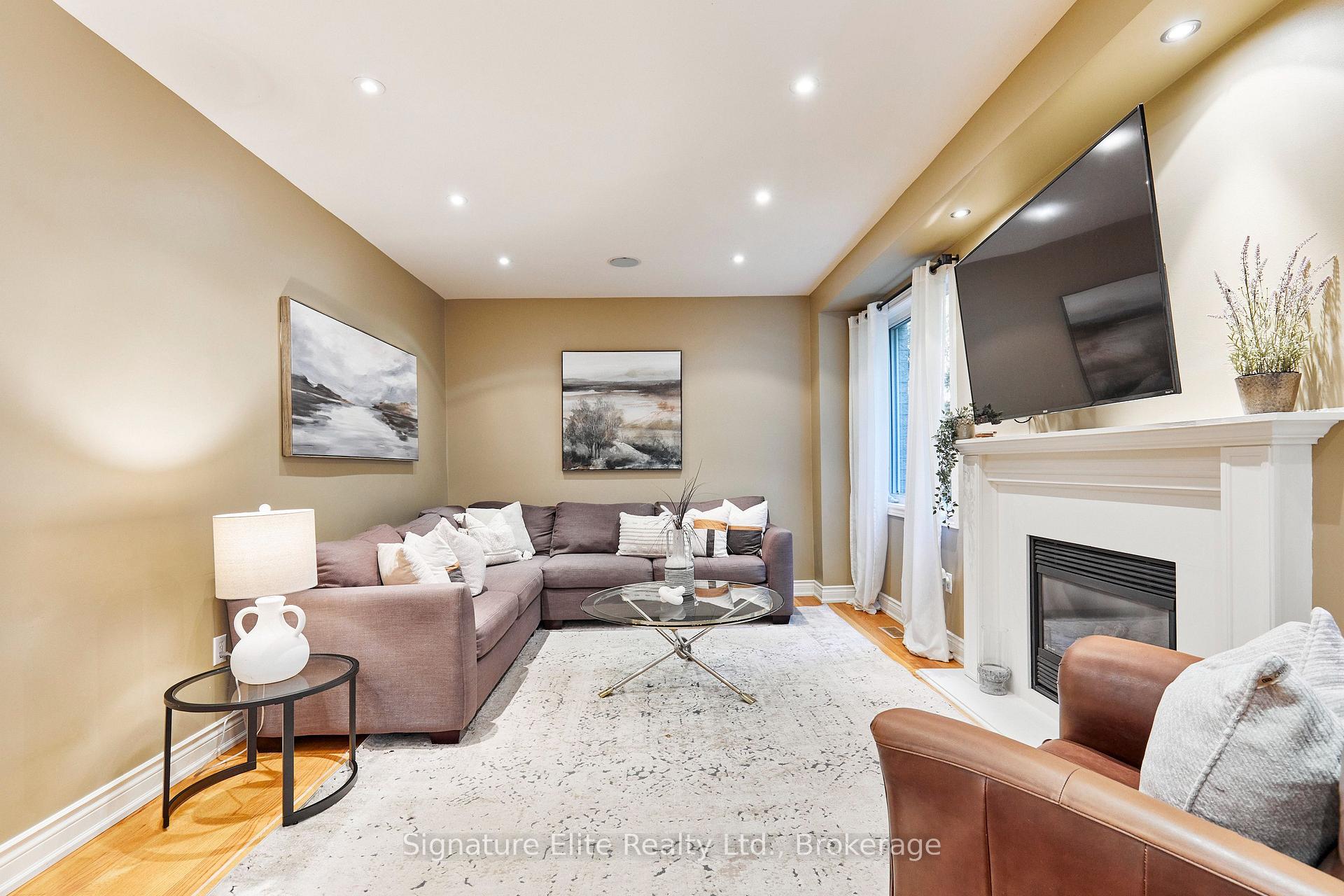 Photo 17 of 1 Pine Ridge Drive, Scarborough, Cliffcrest — HOMEH