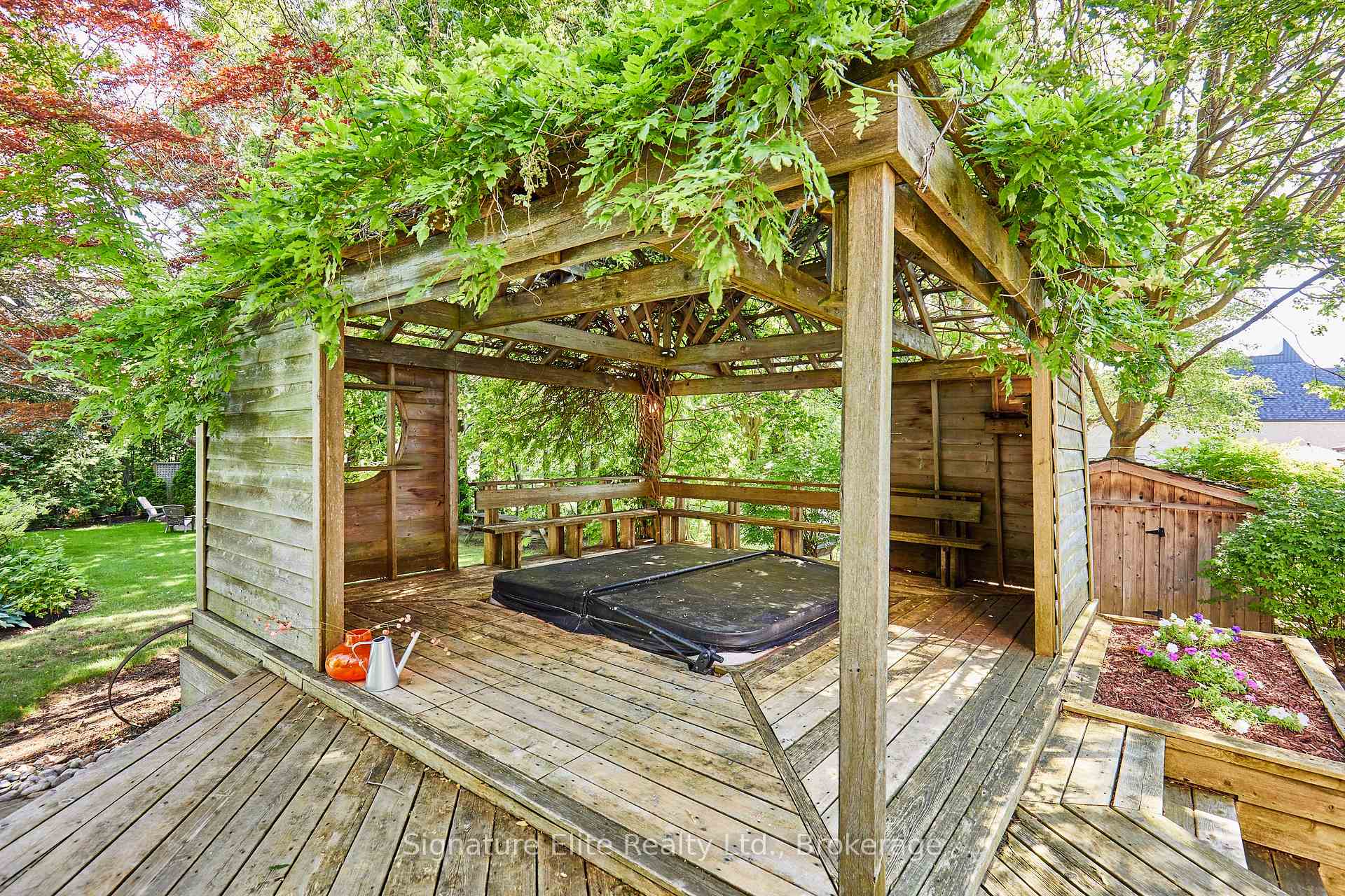 Photo 24 of 1 Pine Ridge Drive, Scarborough, Cliffcrest — HOMEH