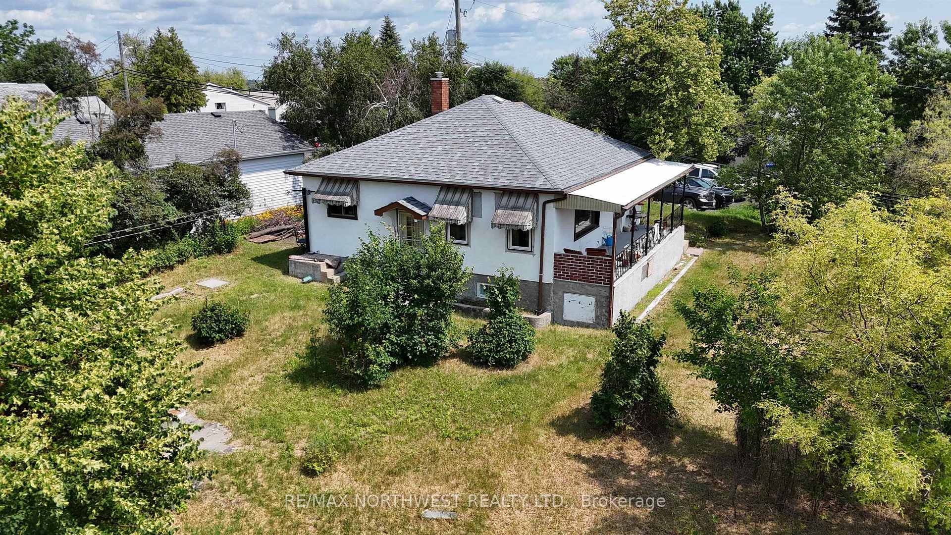 Photo 20 of 528 Eighth Street, Kenora, Keewatin — HOMEH