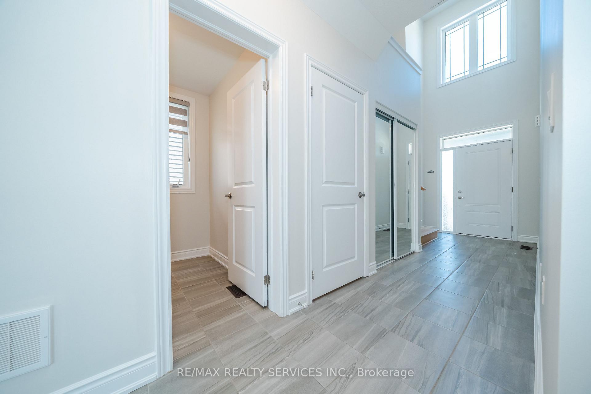 Photo 13 of 41 Union Boulevard, Wasaga Beach — HOMEH