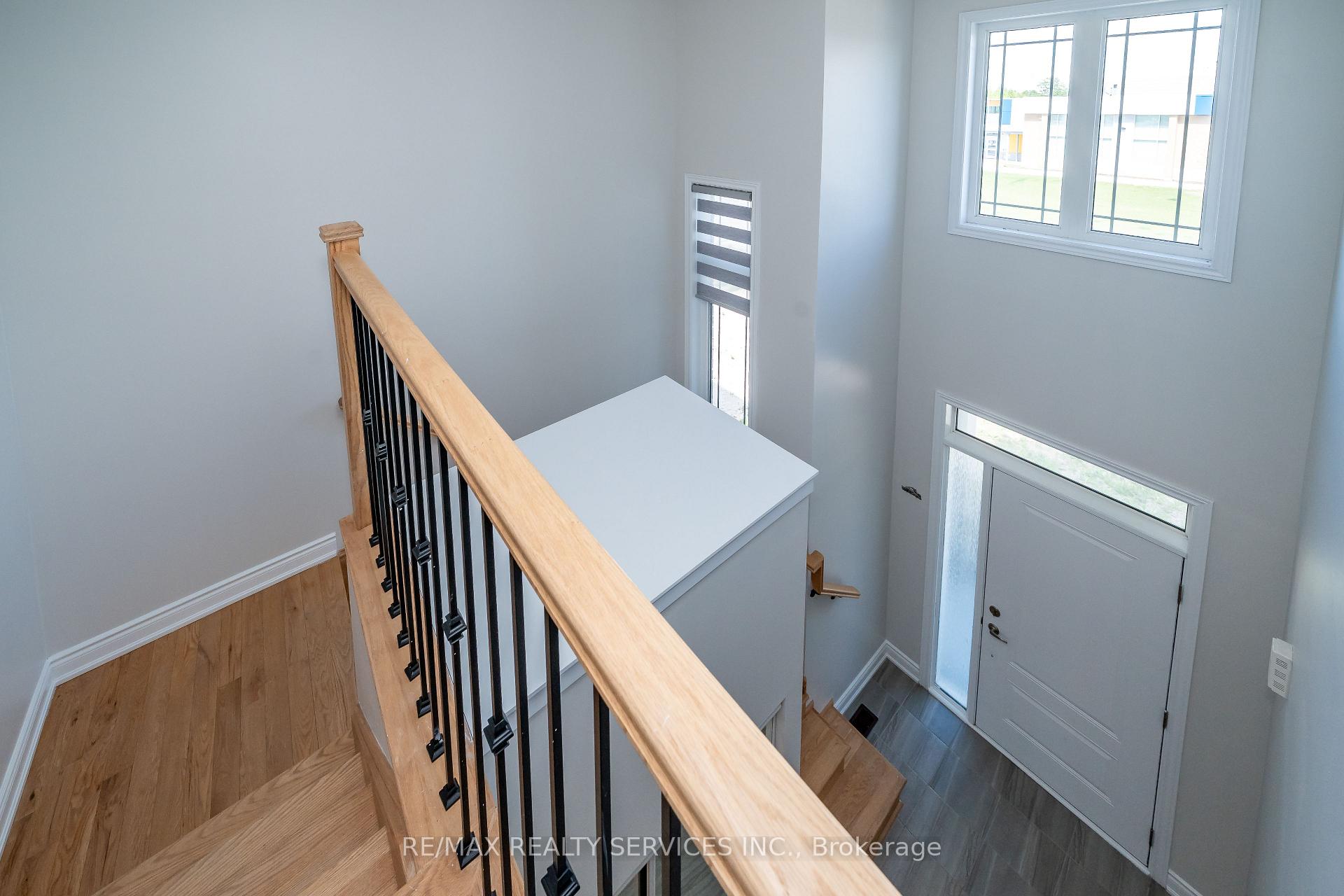 Photo 14 of 41 Union Boulevard, Wasaga Beach — HOMEH
