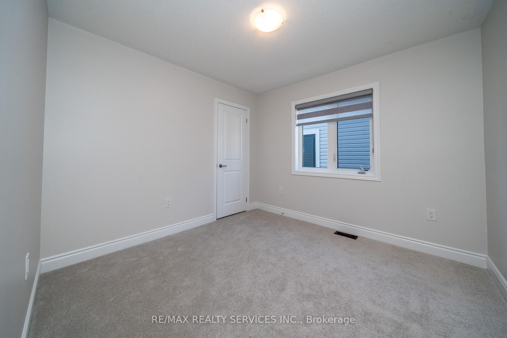 Photo 29 of 41 Union Boulevard, Wasaga Beach — HOMEH