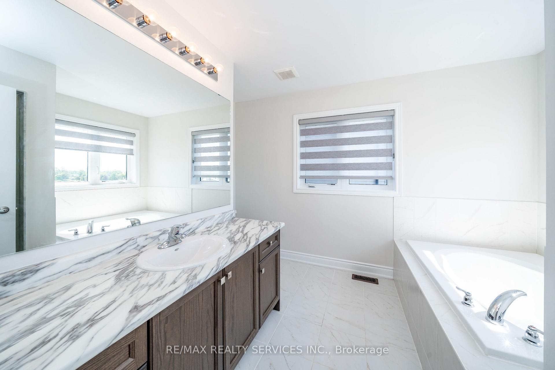 Photo 35 of 41 Union Boulevard, Wasaga Beach — HOMEH