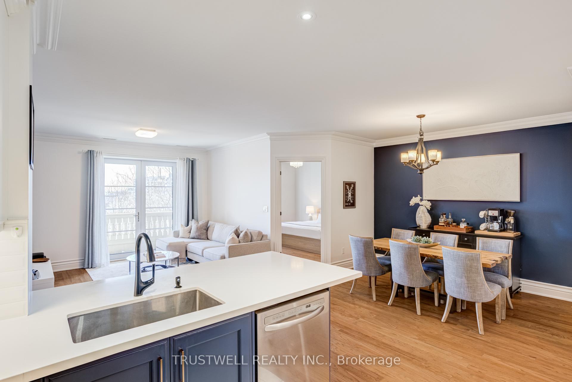Photo 7 of Unit 303, 1 Verclaire Gate, Markham, Unionville — HOMEH