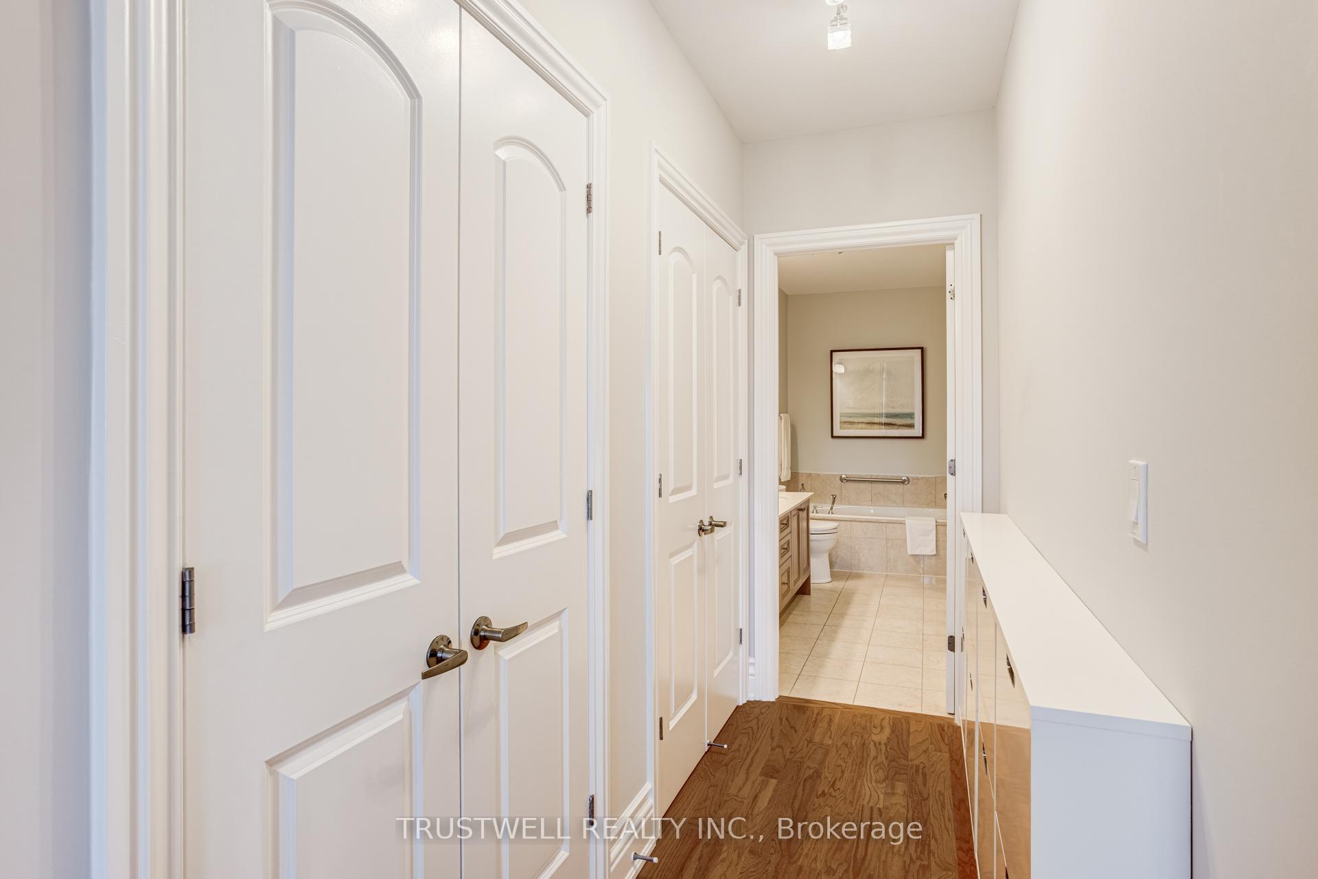 Photo 13 of Unit 303, 1 Verclaire Gate, Markham, Unionville — HOMEH