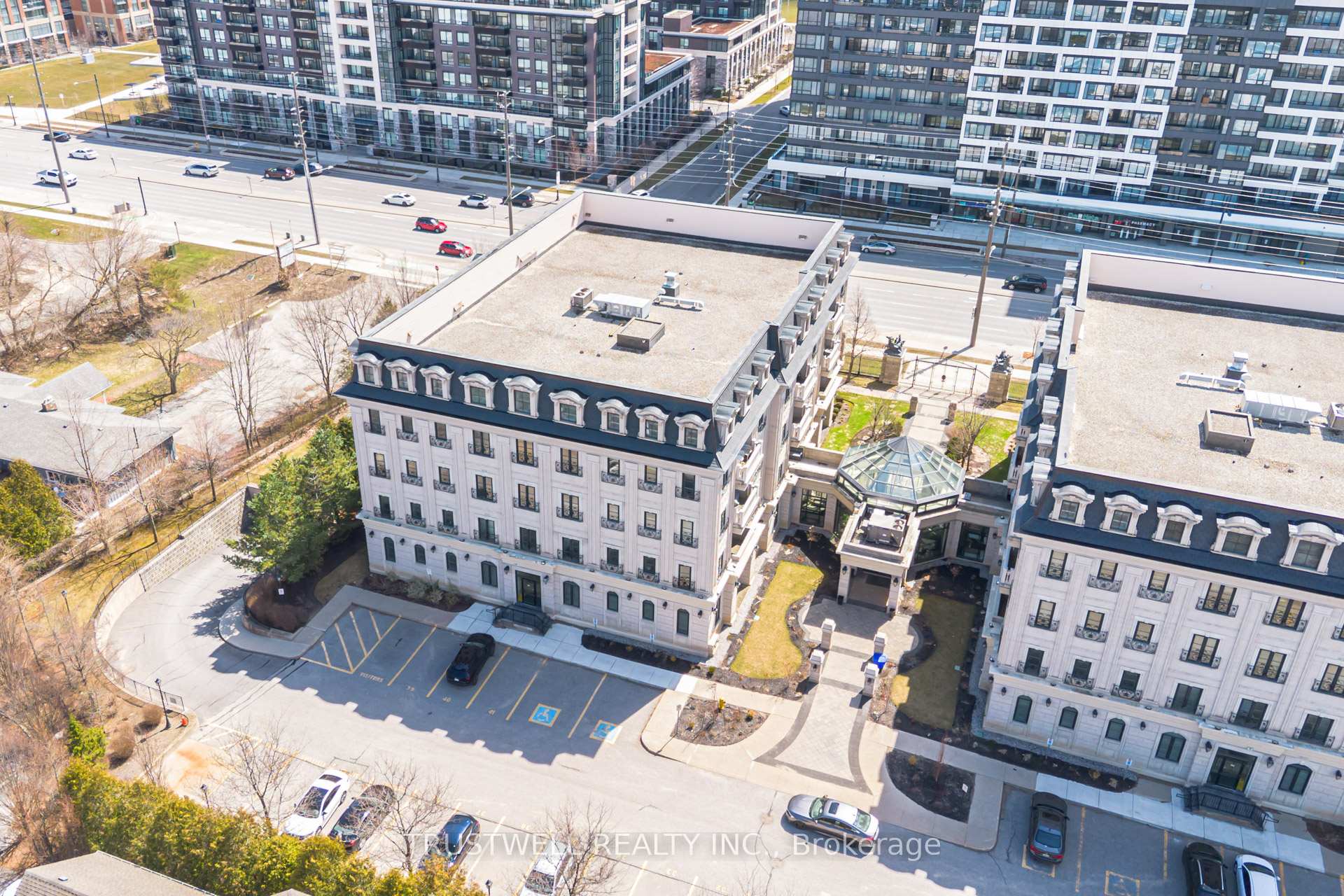 Photo 31 of Unit 303, 1 Verclaire Gate, Markham, Unionville — HOMEH