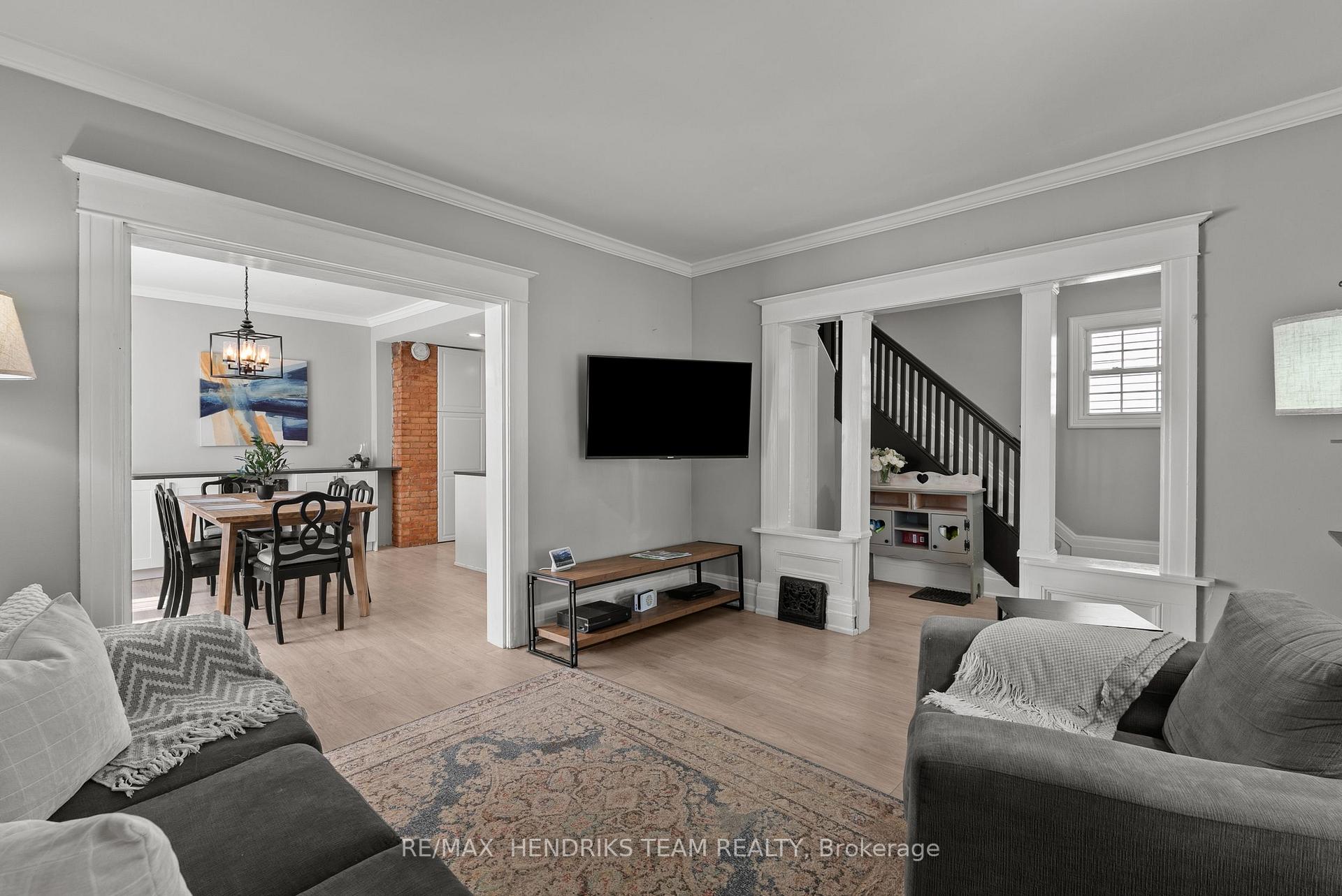 Photo 10 of 69 Chaplin Avenue, St. Catharines, Downtown — HOMEH