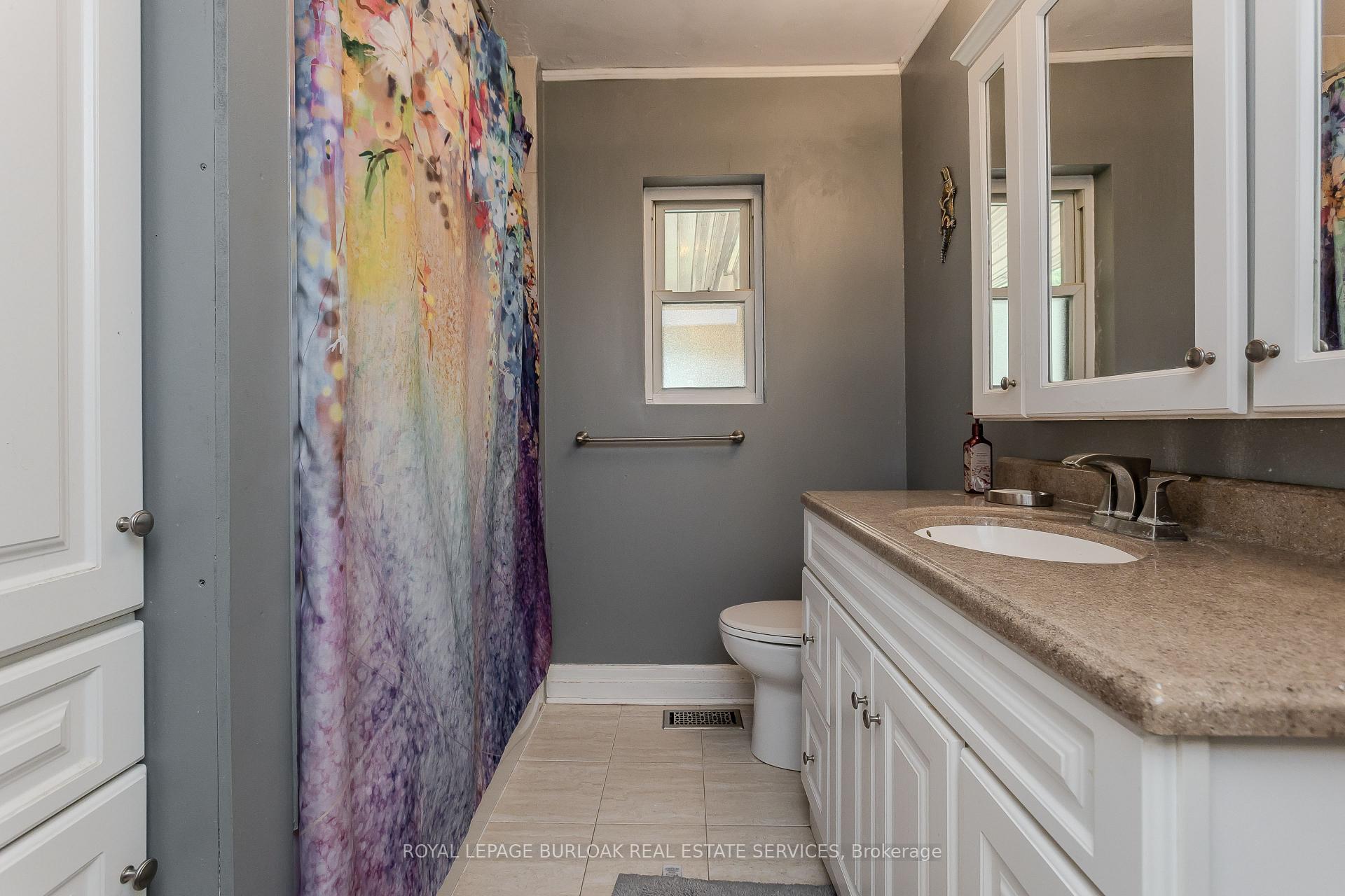 Photo 19 of 482 Sherin Drive, Oakville, West — HOMEH