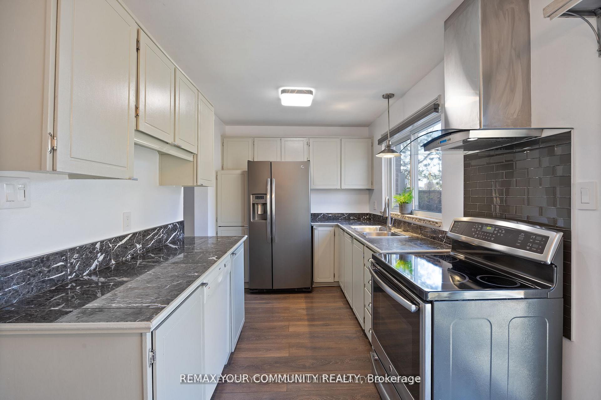 Photo 29 of Unit 39, 1020 Central Park Drive, Brampton, Northgate — HOMEH