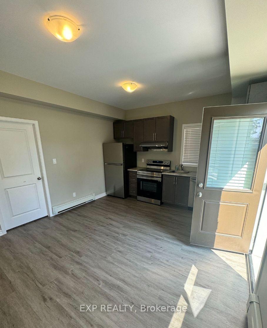 Photo 6 of Unit Ground, 37 Riverside Drive, Welland, Broadway — HOMEH