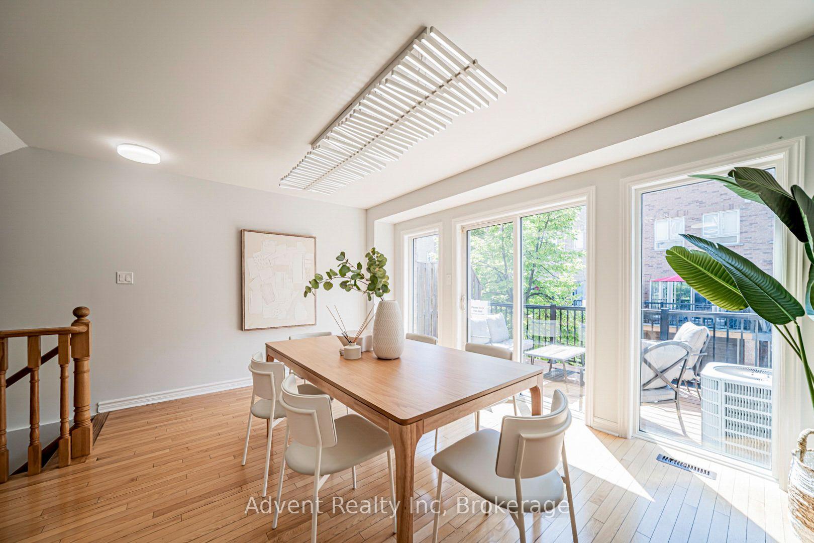 Photo 14 of 973 The Queensway, Etobicoke, Stonegate-Queensway — HOMEH