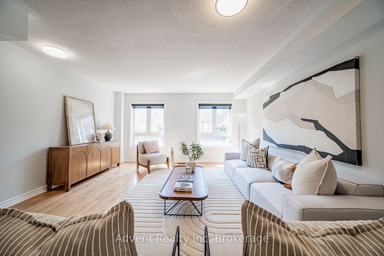 Photo 22 of 973 The Queensway, Etobicoke, Stonegate-Queensway — HOMEH